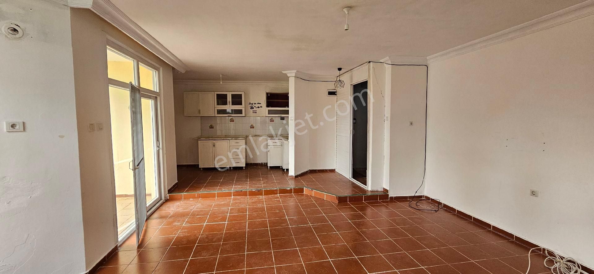 Alanya Türkler Mah. Deniz Manzaralı Satılık Site İçinde Havuzlu 3+1 Villa - Görsel 19