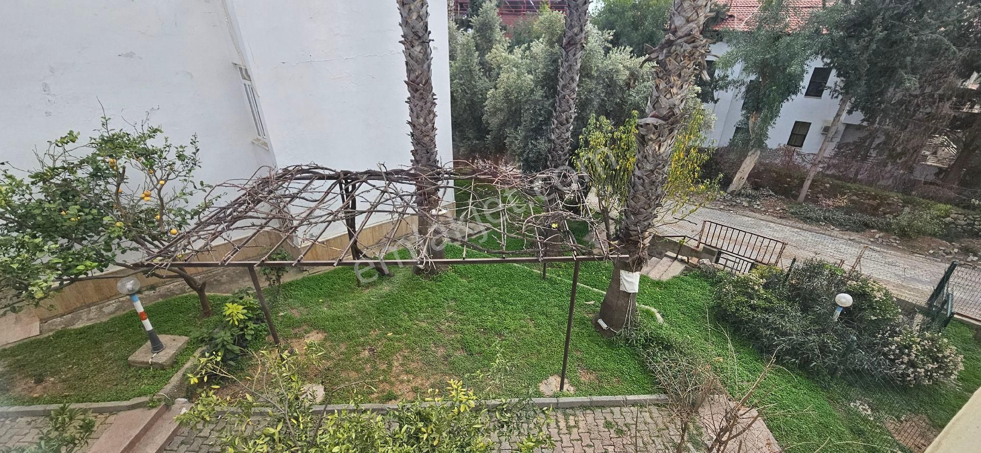 Alanya Türkler Mah. Deniz Manzaralı Satılık Site İçinde Havuzlu 3+1 Villa - Görsel 24