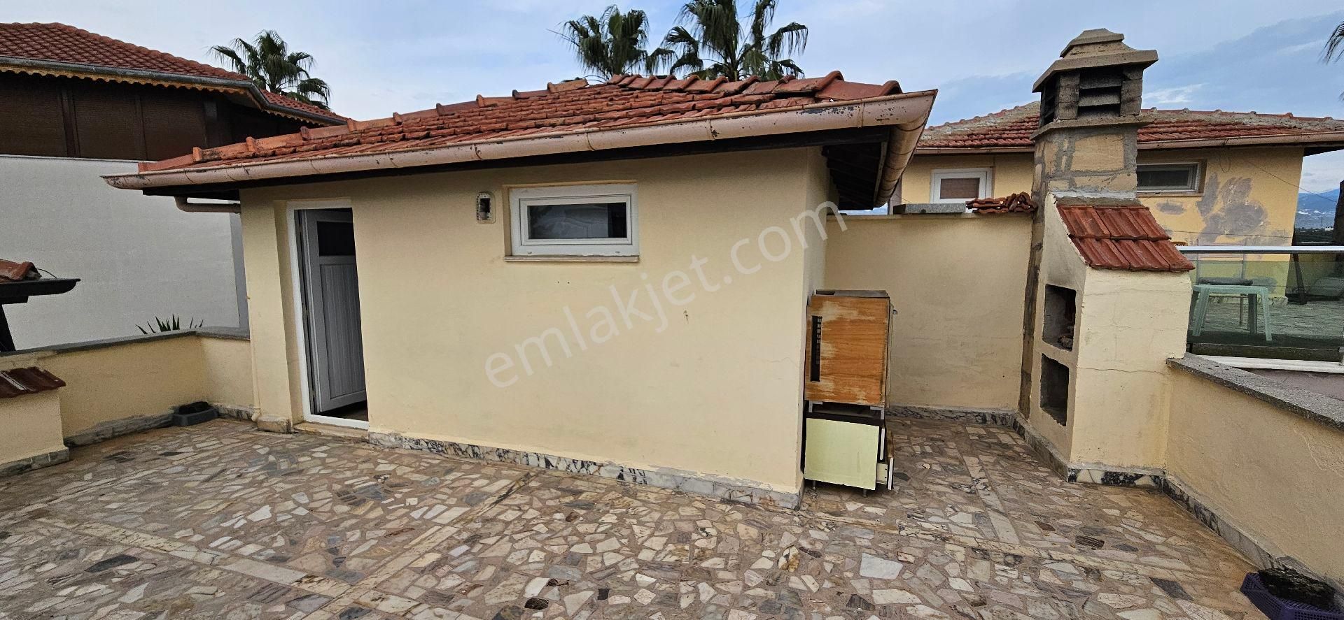 Alanya Türkler Mah. Deniz Manzaralı Satılık Site İçinde Havuzlu 3+1 Villa - Görsel 7