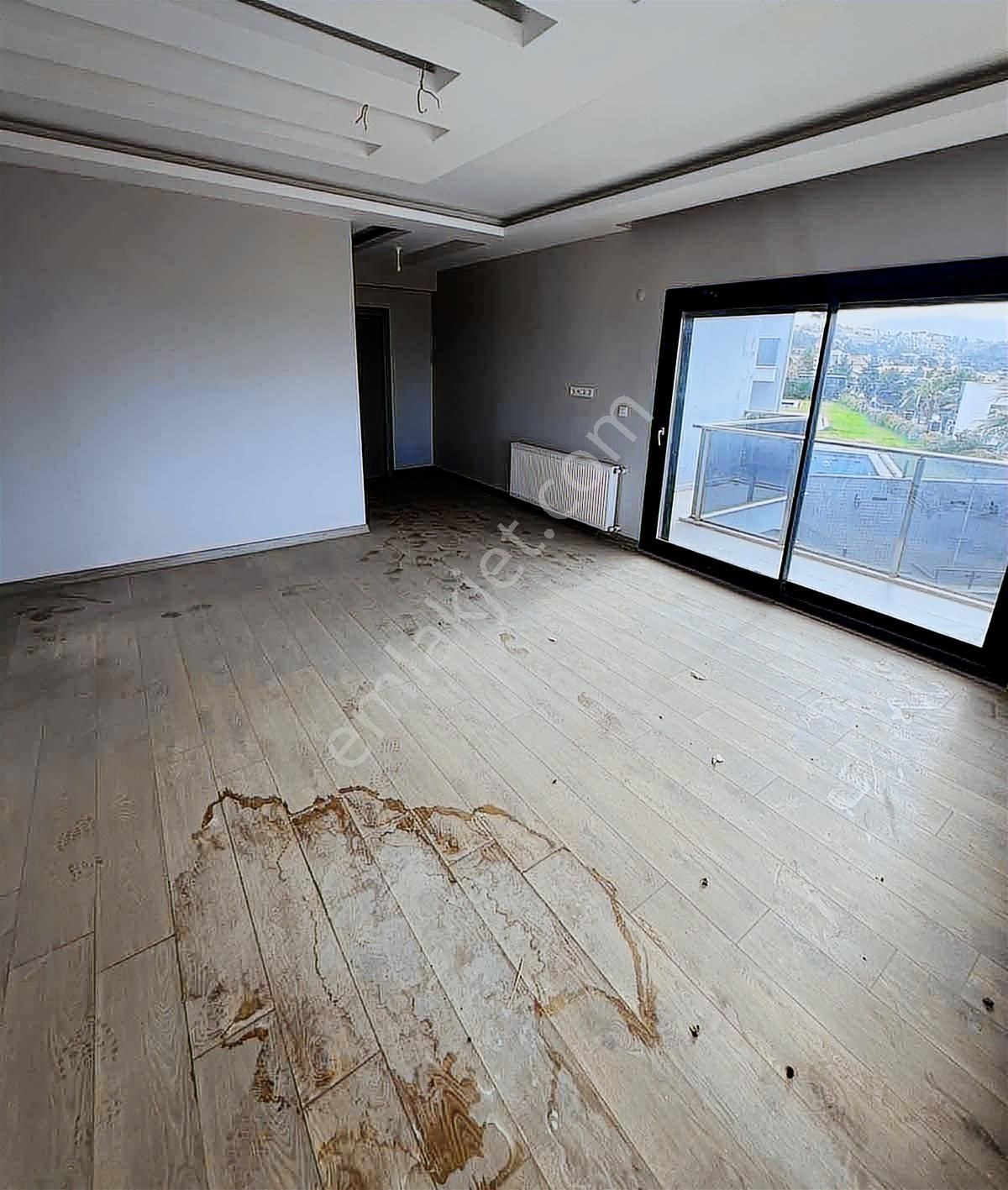 Kuşadası Soğucak'ta Satılık Özel Havuzlu 4+1 Villa - Görsel 15