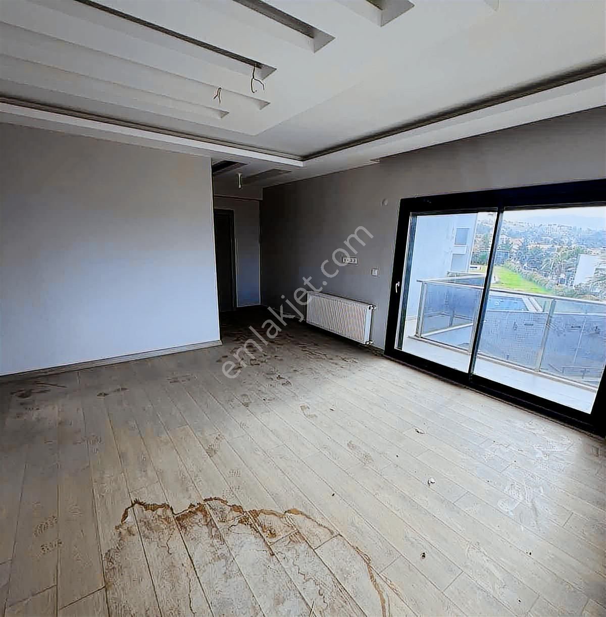 Kuşadası Soğucak'ta Satılık Özel Havuzlu 4+1 Villa - Görsel 12