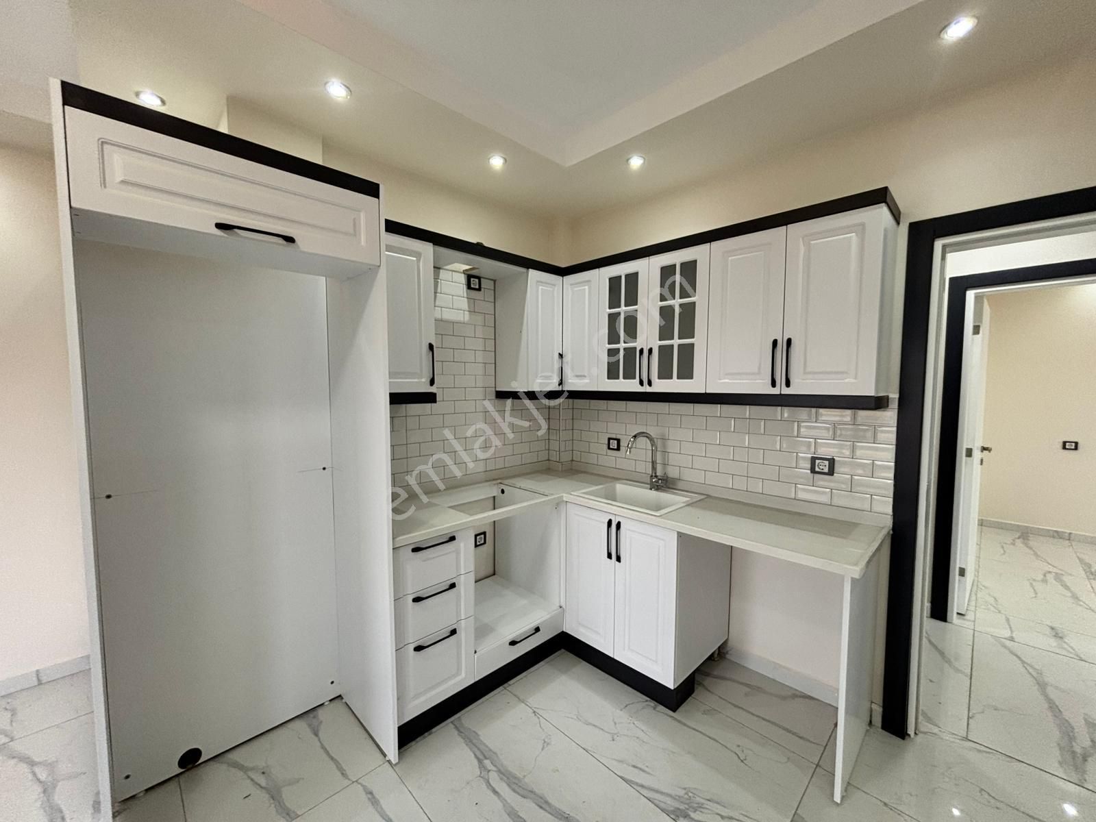 Didim Cumhuriyet Mahallesi’nde – Önü Hazine Arazisi, Yanı Park – 2+1 - Görsel 10