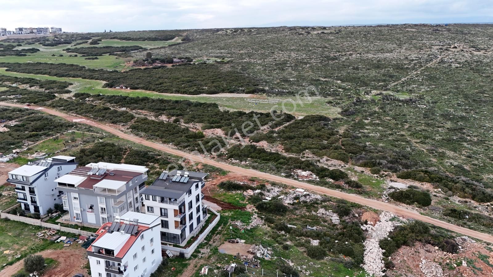 Didim Cumhuriyet Mahallesi’nde – Önü Hazine Arazisi, Yanı Park – 2+1 - Görsel 2