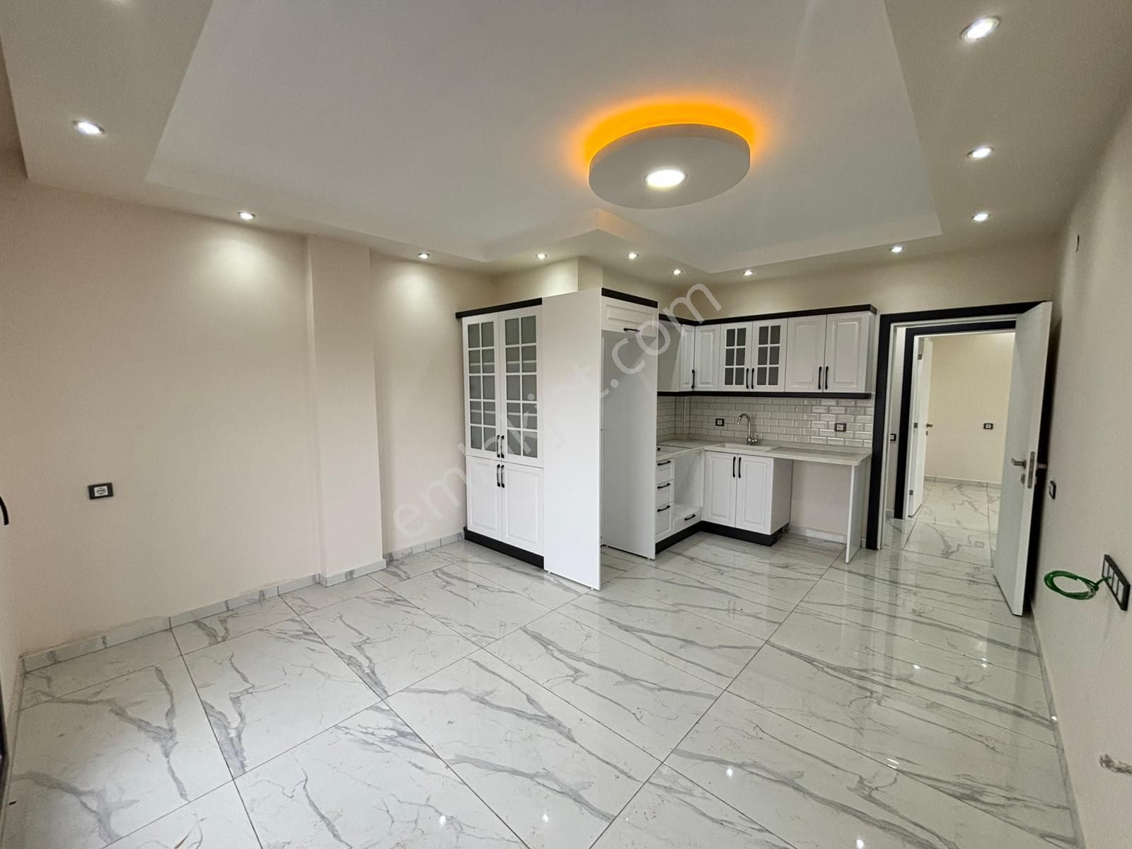 Didim Cumhuriyet Mahallesi’nde – Önü Hazine Arazisi, Yanı Park – 2+1 - Görsel 8