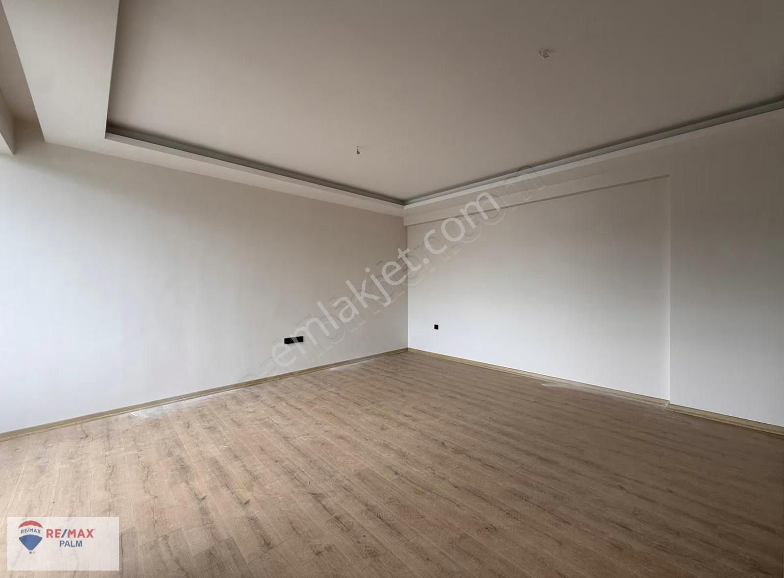 Remax Palm'den Yaşardoğuda Geniş 2+1 Amerikan Mutfak Sıfır Daire - Görsel 21