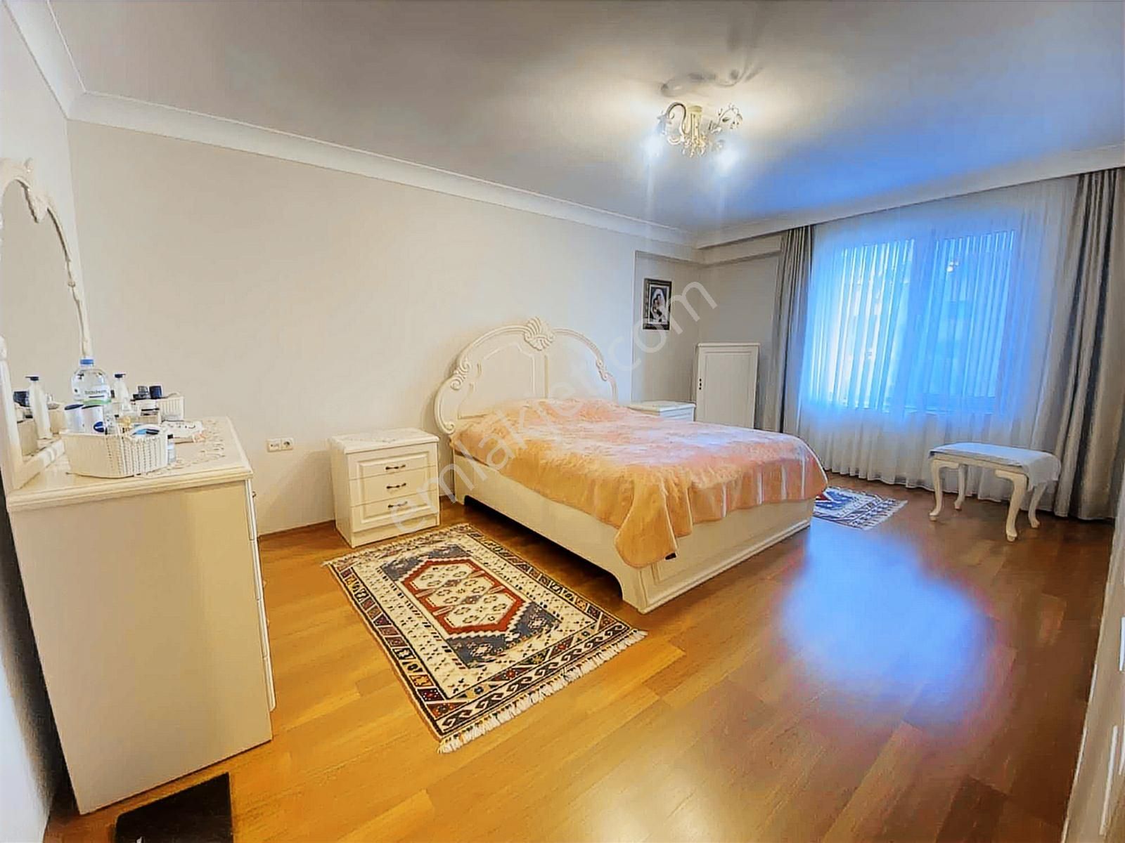 Kırkkonaklar Çagdaş Yakını Katta Tek 4+1 200 M2 Fırsat Daire - Görsel 30