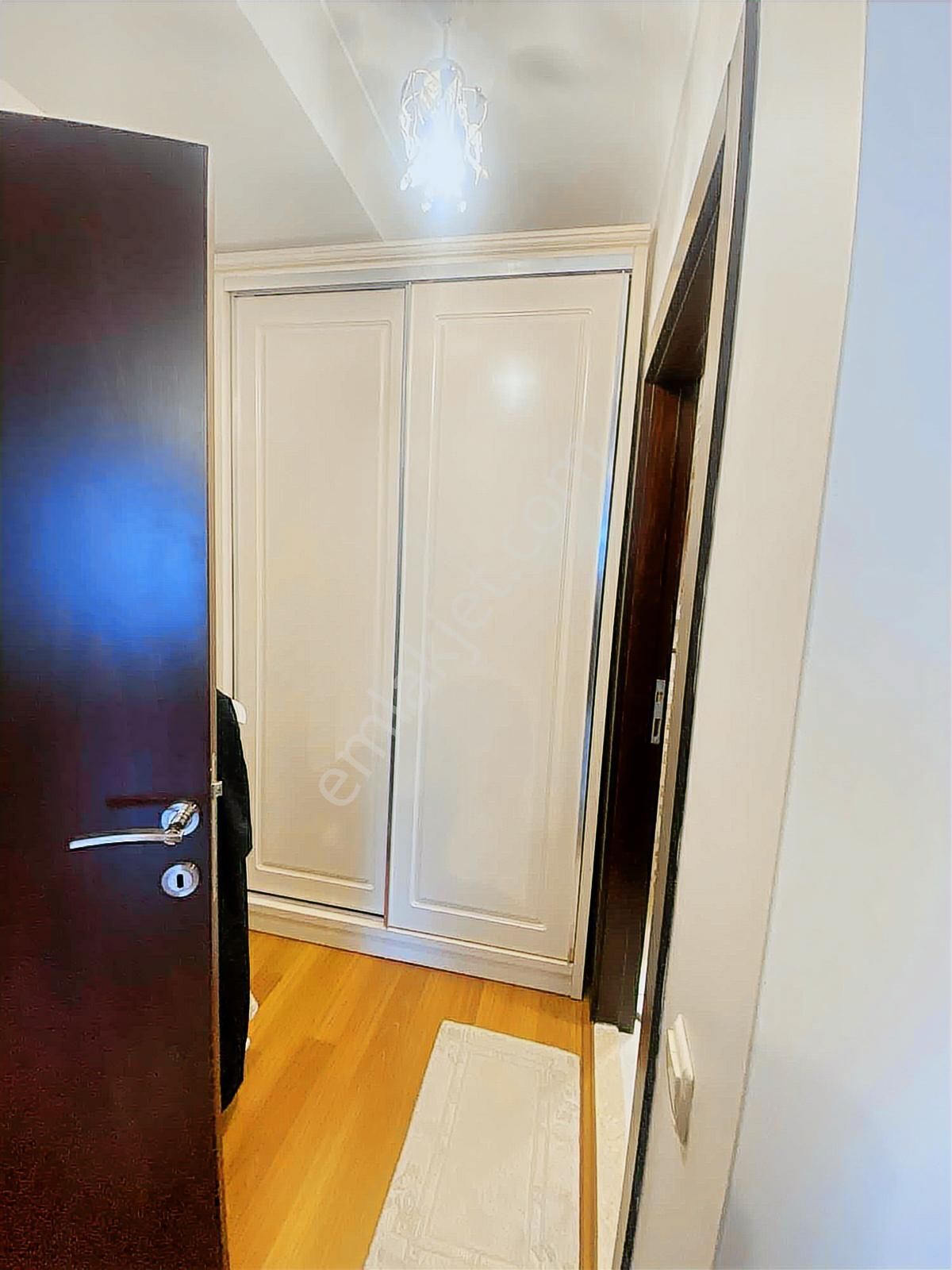 Kırkkonaklar Çagdaş Yakını Katta Tek 4+1 200 M2 Fırsat Daire - Görsel 13