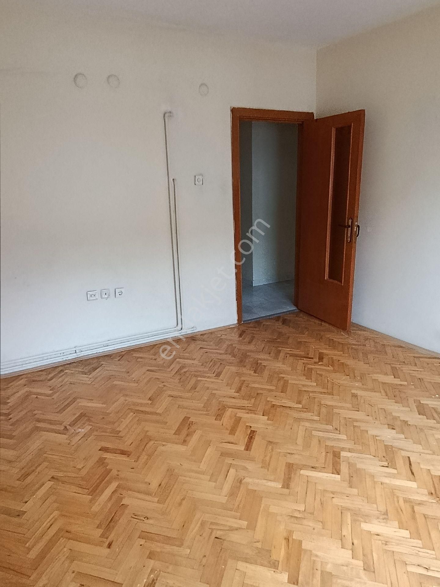 Sahibinden Çayyolu Mahallesinde 3+1 Kiralık Daire - Görsel 12