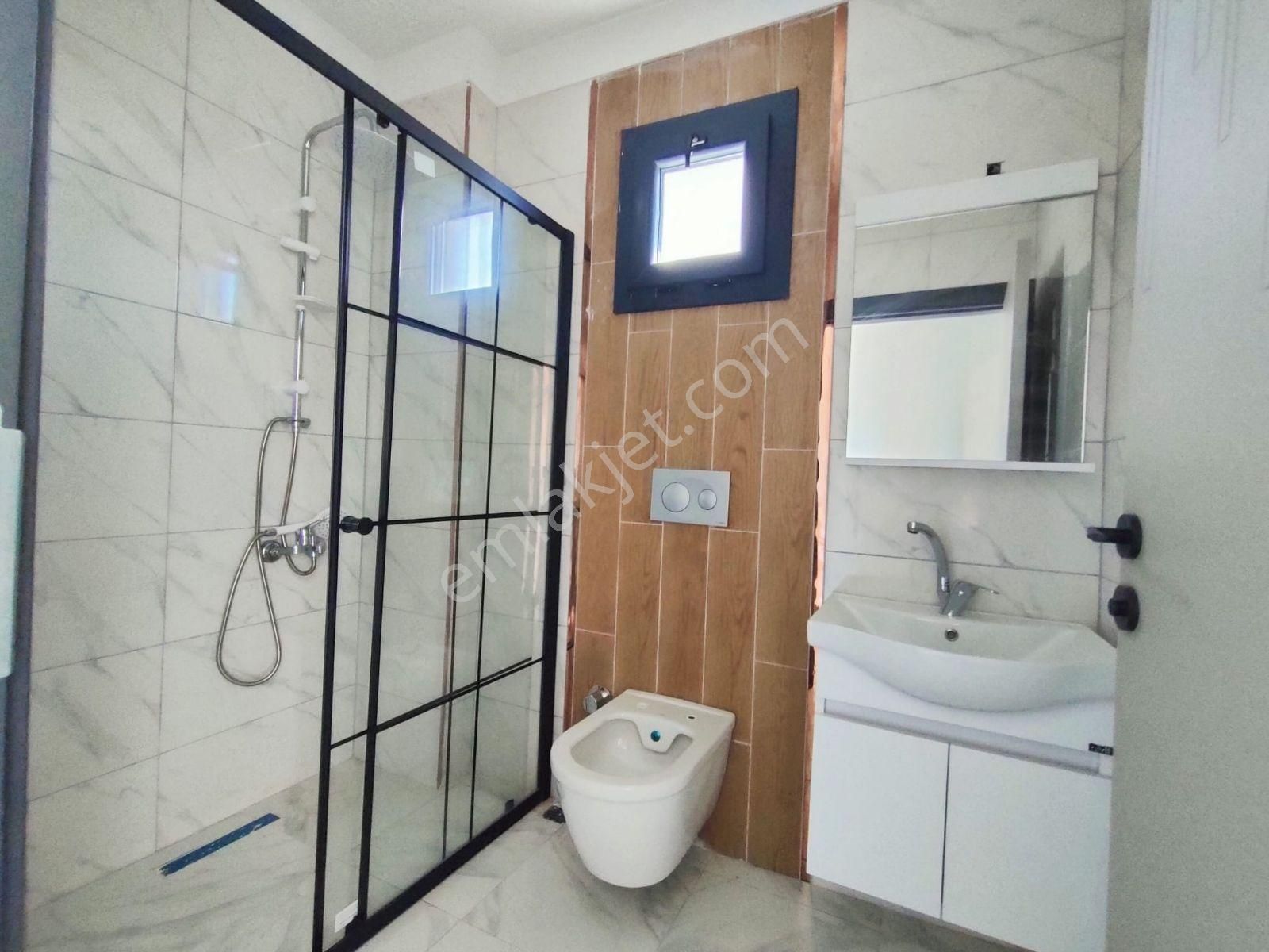 Kartallar'dan Yeniçiftlik Tam Merkezde Havuzlu Müstakil Villa. - Görsel 25