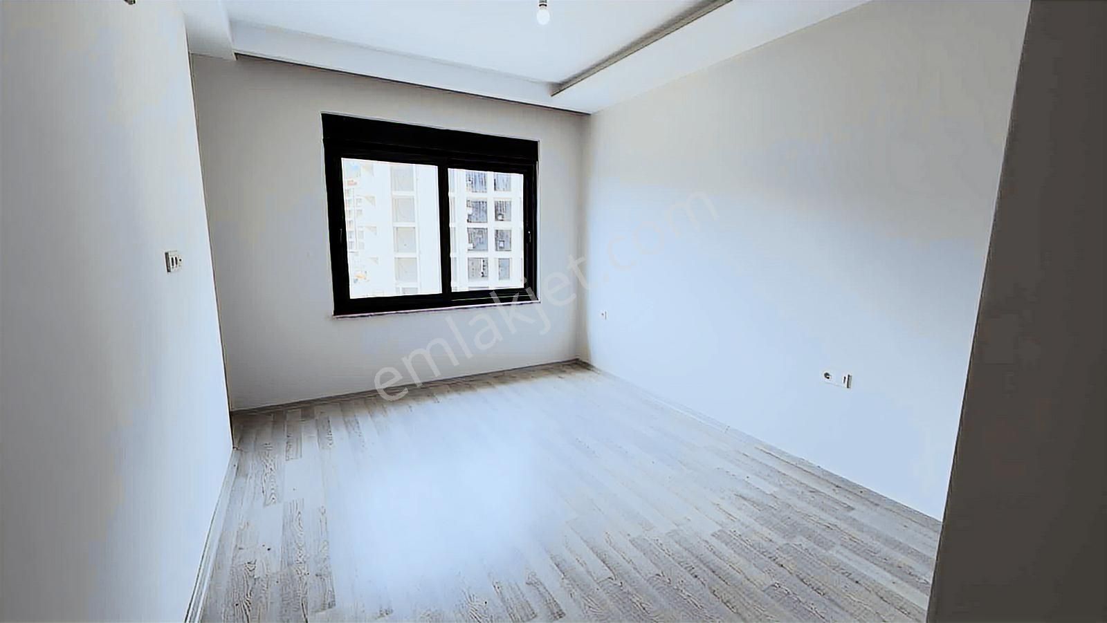 Deniz Manzaralı Önü Kapanmaz Ayrı Mutfak Kiralık Daire - Görsel 21