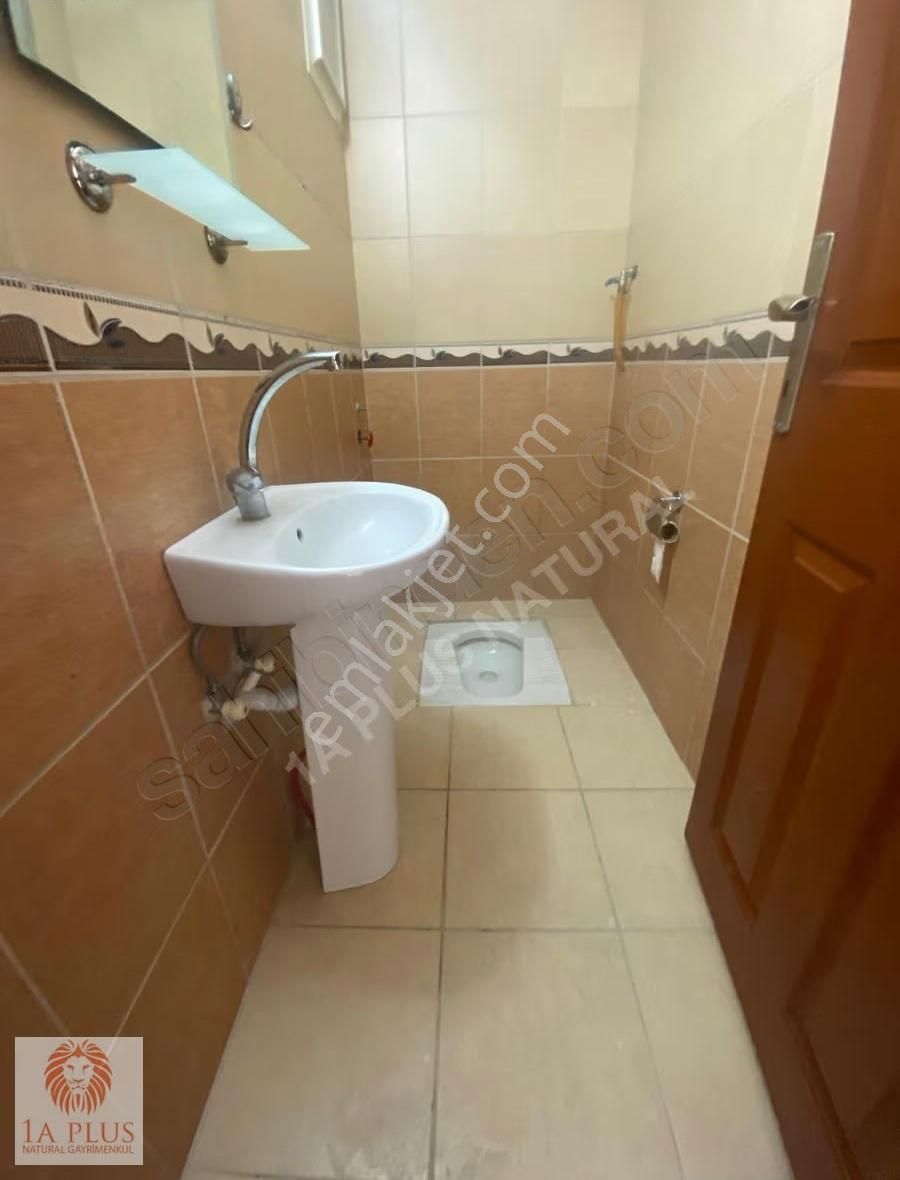 Aydoğmuşta 3+1 150m2 Site İçerisinde Kiralık Daire - Görsel 3