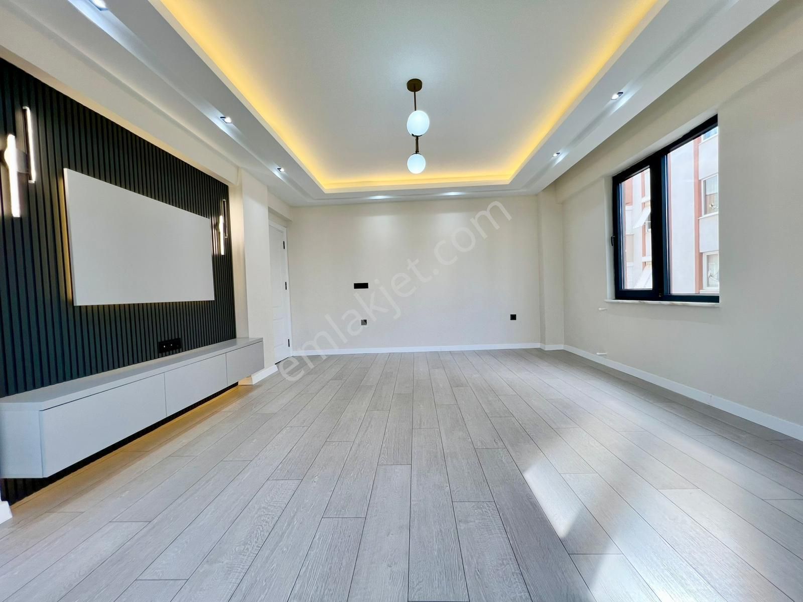 ꧁ay Emlaktan꧂ Akçay'da İçi Komple Yenilenmiş Şık Tasarımlı Ebeveyn Banyolu Öncephe Satılık 3+1daire - Görsel 6