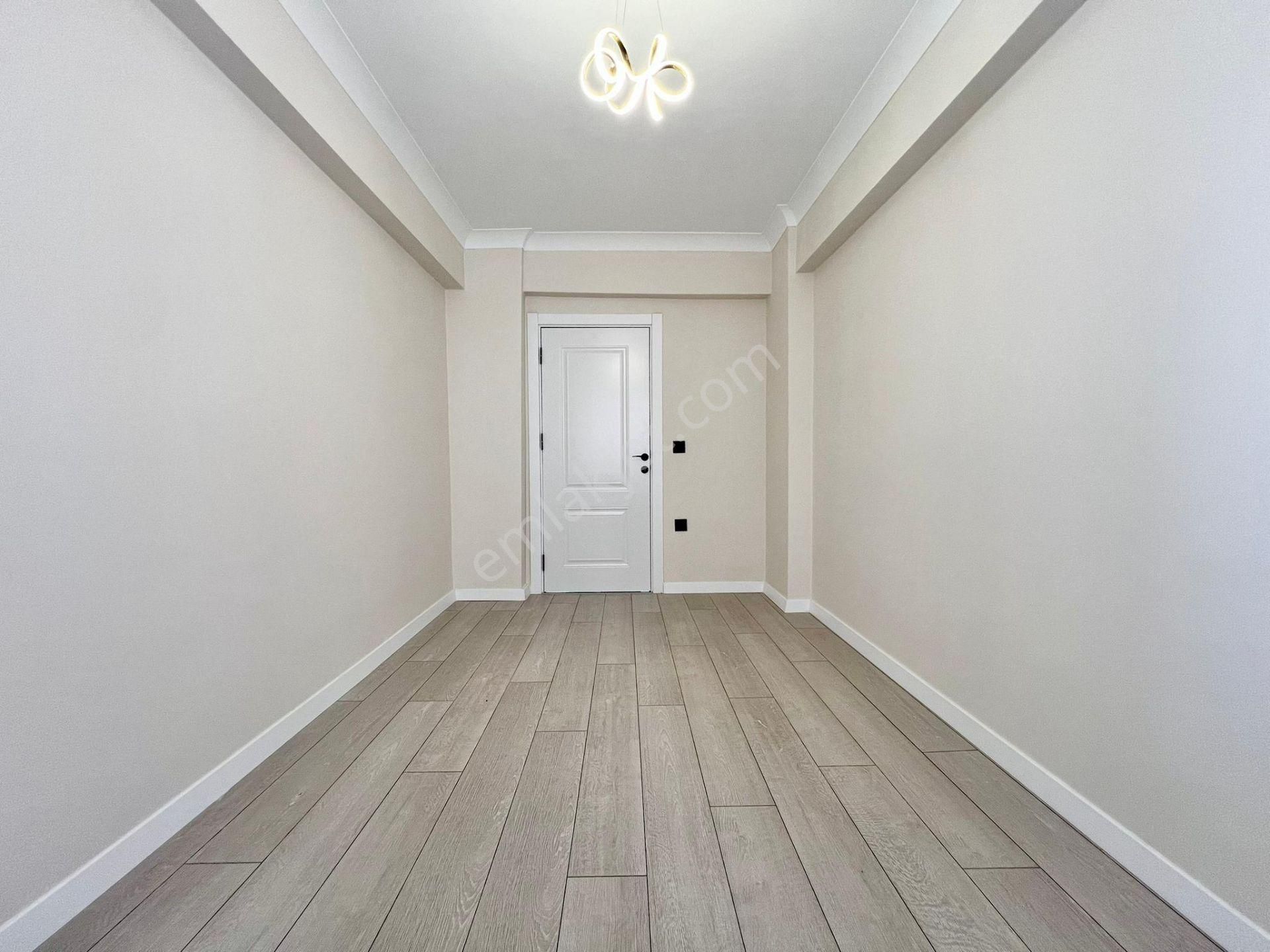 ꧁ay Emlaktan꧂ Akçay'da İçi Komple Yenilenmiş Şık Tasarımlı Ebeveyn Banyolu Öncephe Satılık 3+1daire - Görsel 25