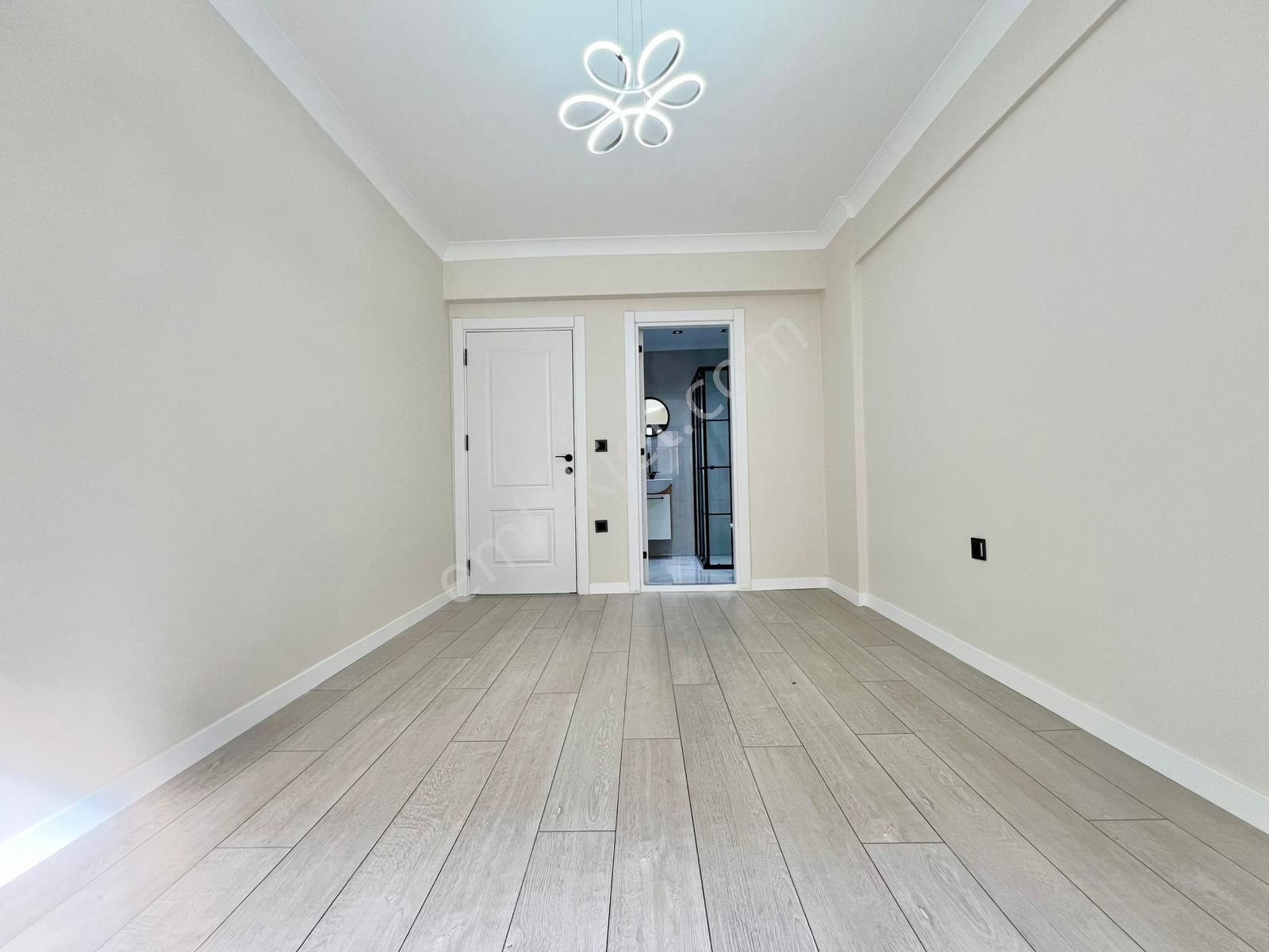 ꧁ay Emlaktan꧂ Akçay'da İçi Komple Yenilenmiş Şık Tasarımlı Ebeveyn Banyolu Öncephe Satılık 3+1daire - Görsel 20