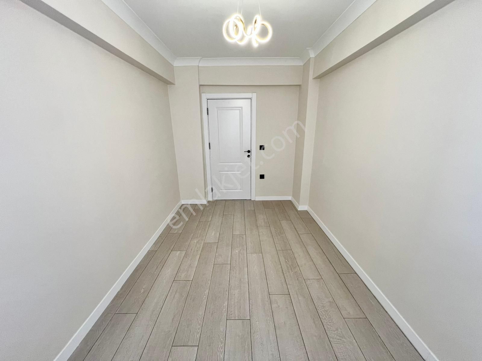 ꧁ay Emlaktan꧂ Akçay'da İçi Komple Yenilenmiş Şık Tasarımlı Ebeveyn Banyolu Öncephe Satılık 3+1daire - Görsel 29