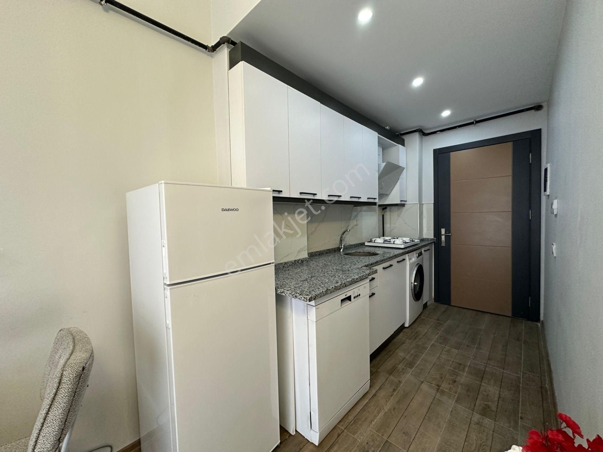 Zeytinköy Mahallesinde Balkonlu Full Eşyalı 1.5+1 Fırsat Apart A204 - Görsel 5