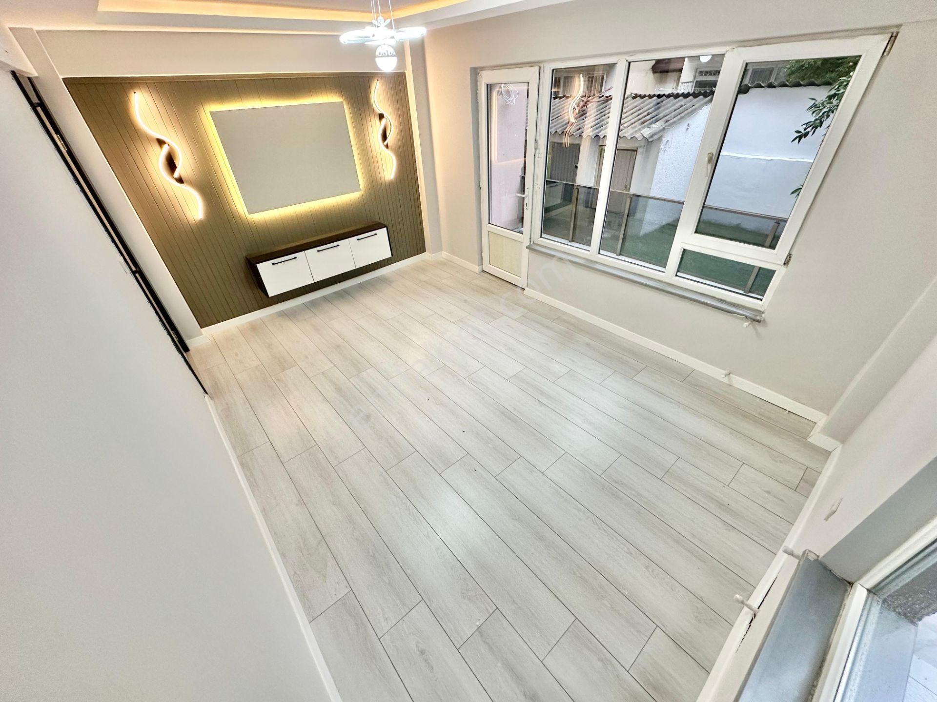 ꧁ay Emlaktan꧂akçay Merkezde Denize Yakın Bahçe Kullanımlı Müstakil Tadında Satılık 2+1 Lüx Daire - Görsel 9