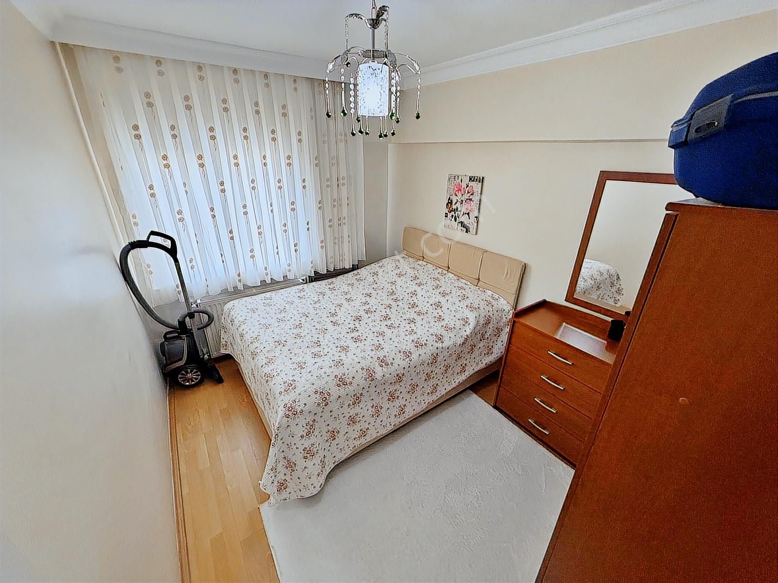 Elvankent'te Sitede 3+1 Asansörlü Ful Yapılı Krediye Uygun Ev - Görsel 33