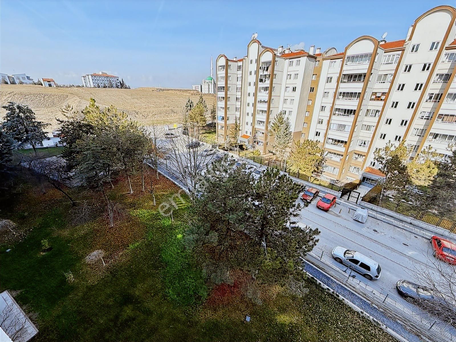 Elvankent'te Sitede 3+1 Asansörlü Ful Yapılı Krediye Uygun Ev - Görsel 21