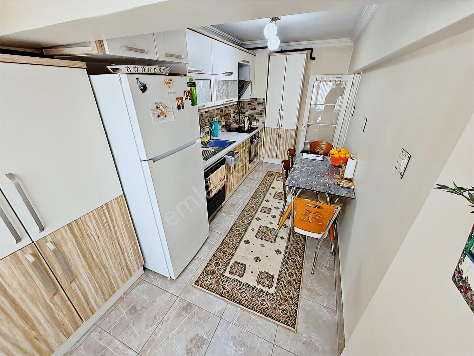 Elvankent'te Sitede 3+1 Asansörlü Ful Yapılı Krediye Uygun Ev - Görsel 10