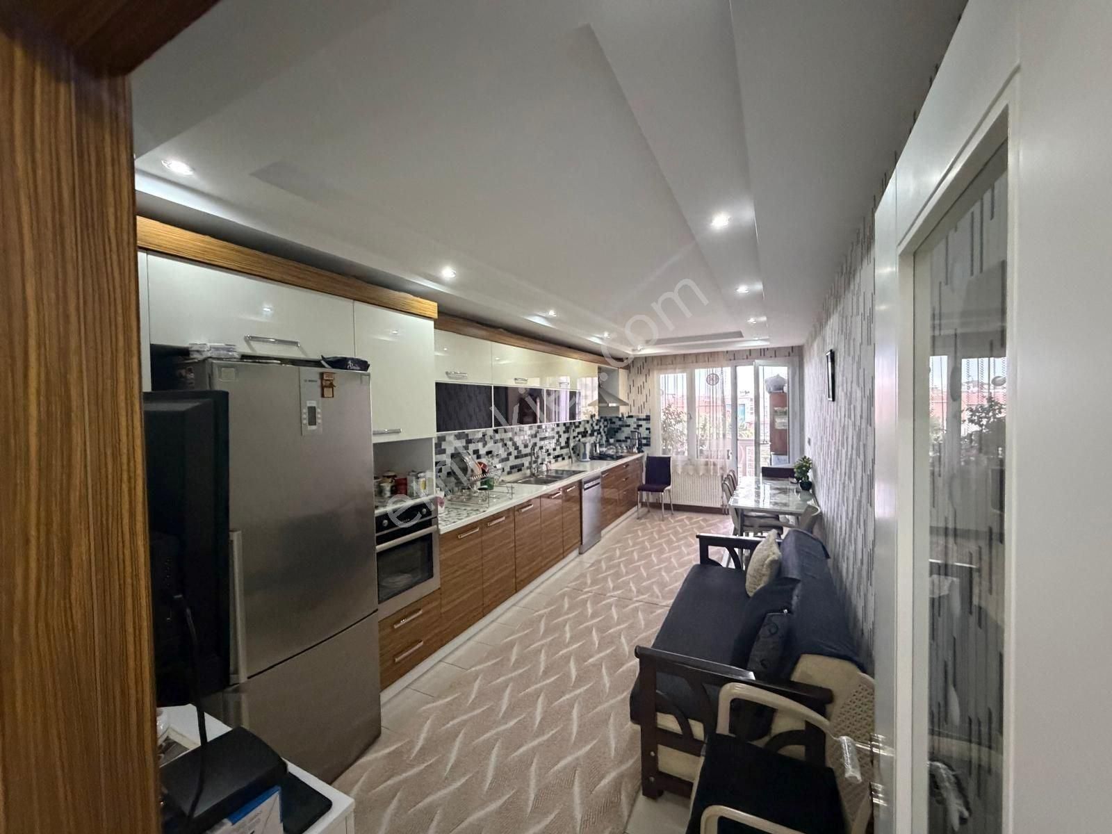 Beylikdüzü Beykent Adnan Kahveci'de Metrobüse Yakın 4+1 200 M2 Satılık Daire - Görsel 12