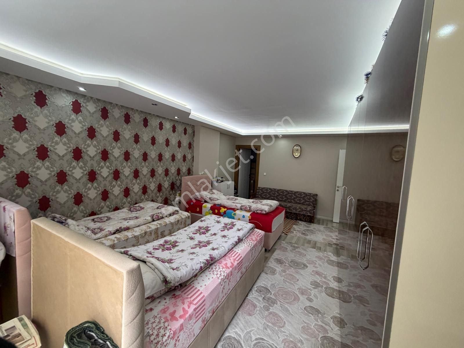 Beylikdüzü Beykent Adnan Kahveci'de Metrobüse Yakın 4+1 200 M2 Satılık Daire - Görsel 22