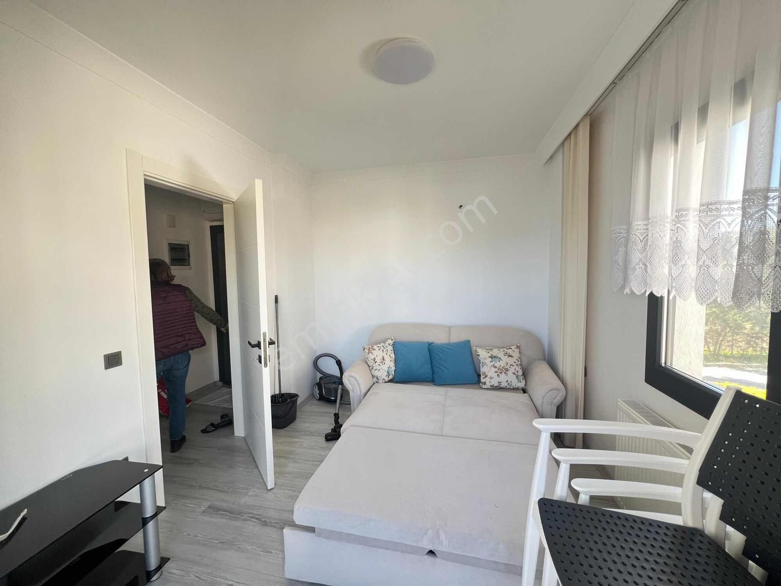 Bodrum Ortakent Yahşi'de Kiralık Denize Sıfır Eşyalı Üst Kat - Görsel 13