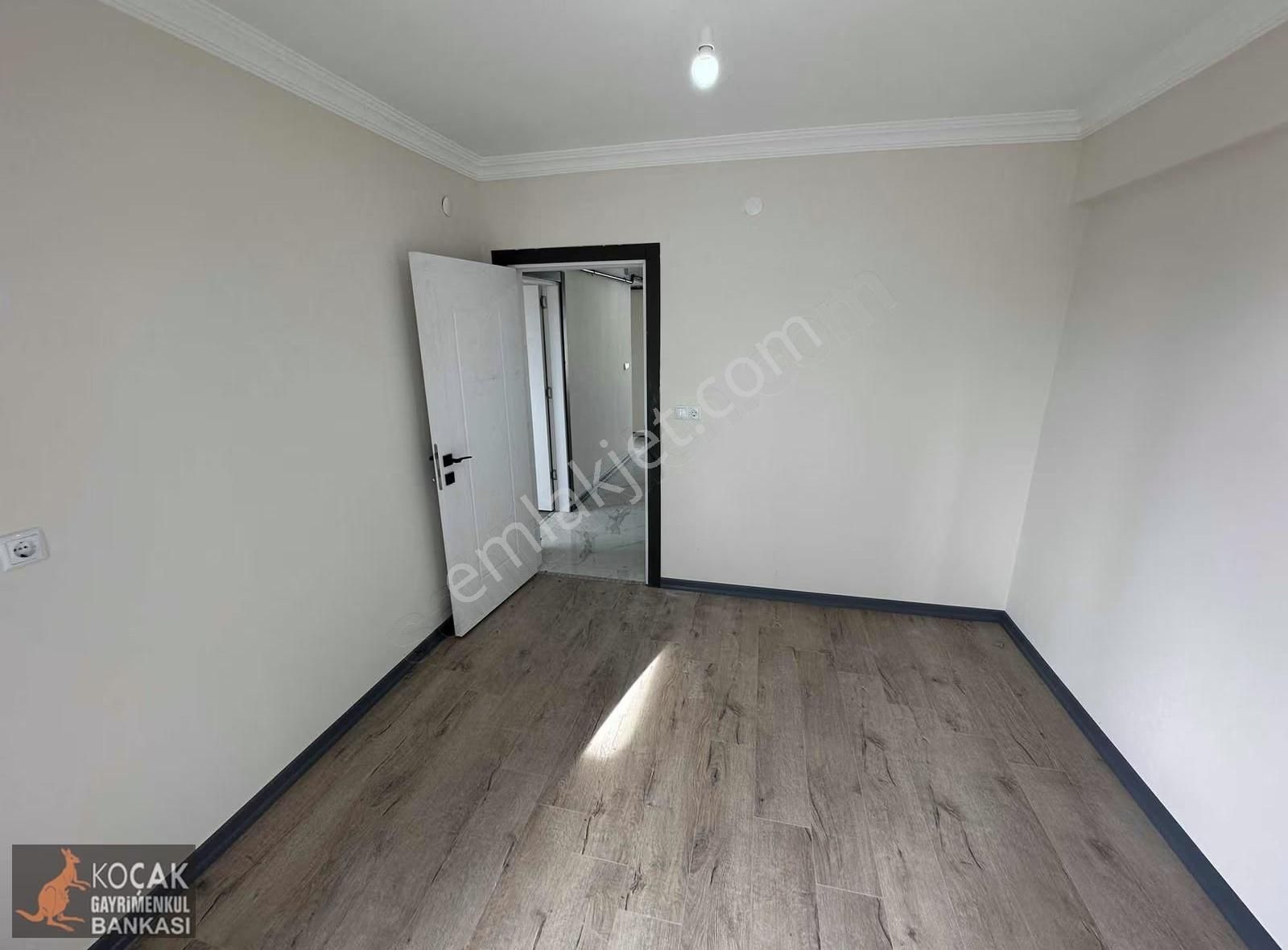 Topkapı Bölgesinde Sıfır Asansörlü 3+1 2.kat Kiralık Daire - Görsel 14