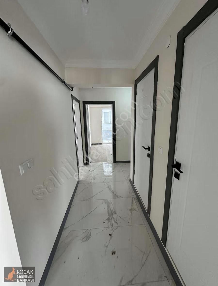 Topkapı Bölgesinde Sıfır Asansörlü 3+1 2.kat Kiralık Daire - Görsel 3