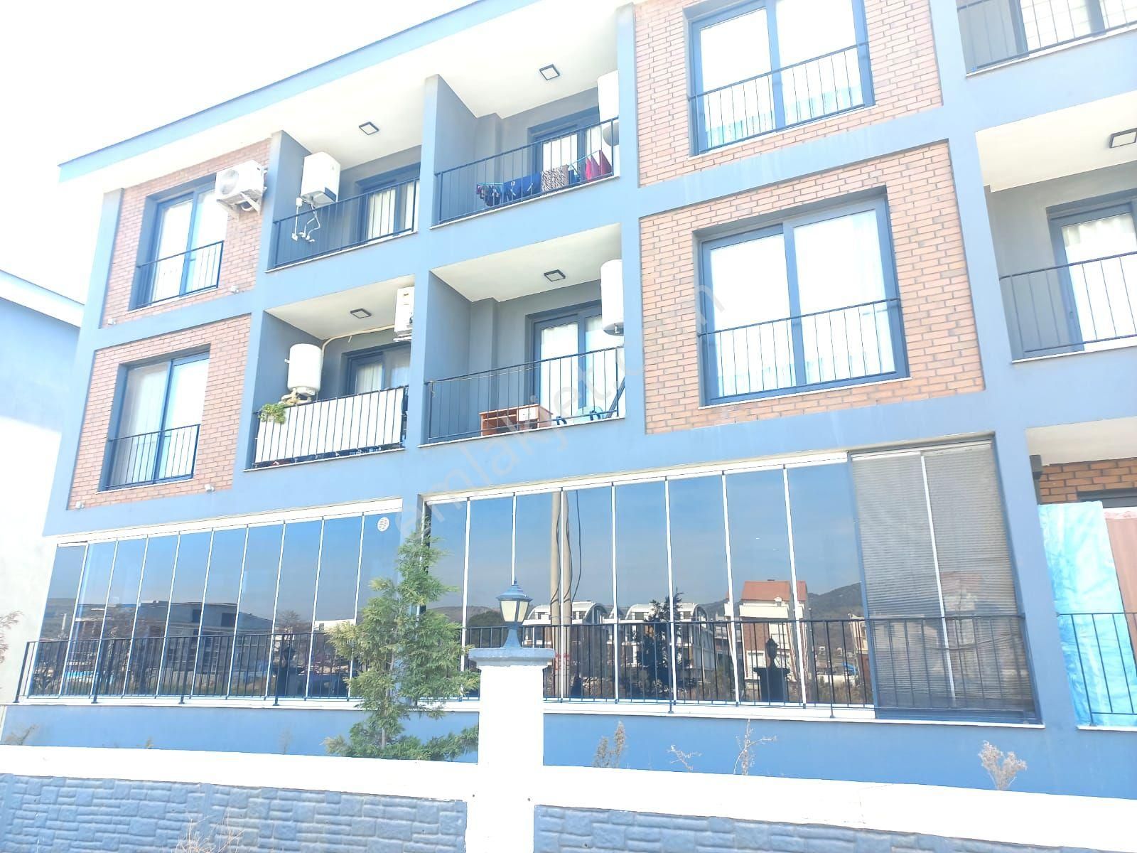 Bergama Fatih Mah Ful Eşyalı Kiralık 1+1 Daire