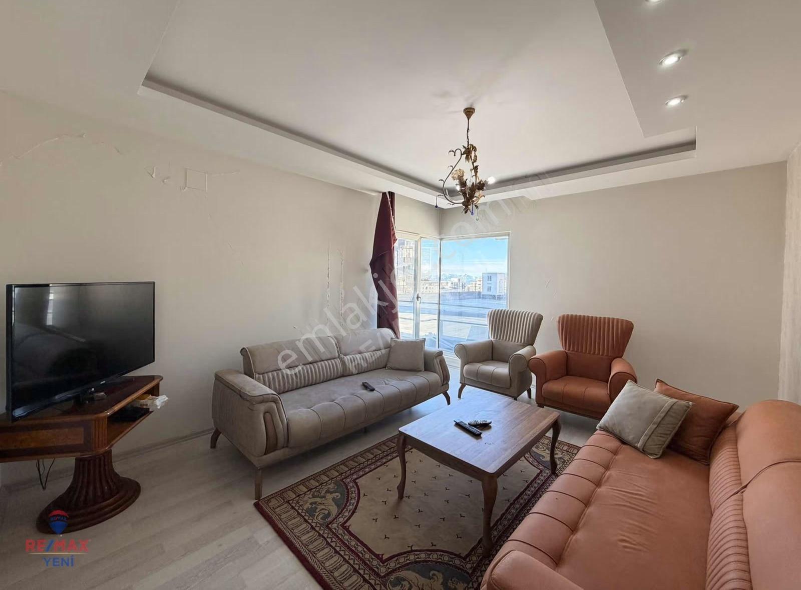 Remax Yeni'den Ultra Geniş Teraslı 5+1 Daire - Görsel 6