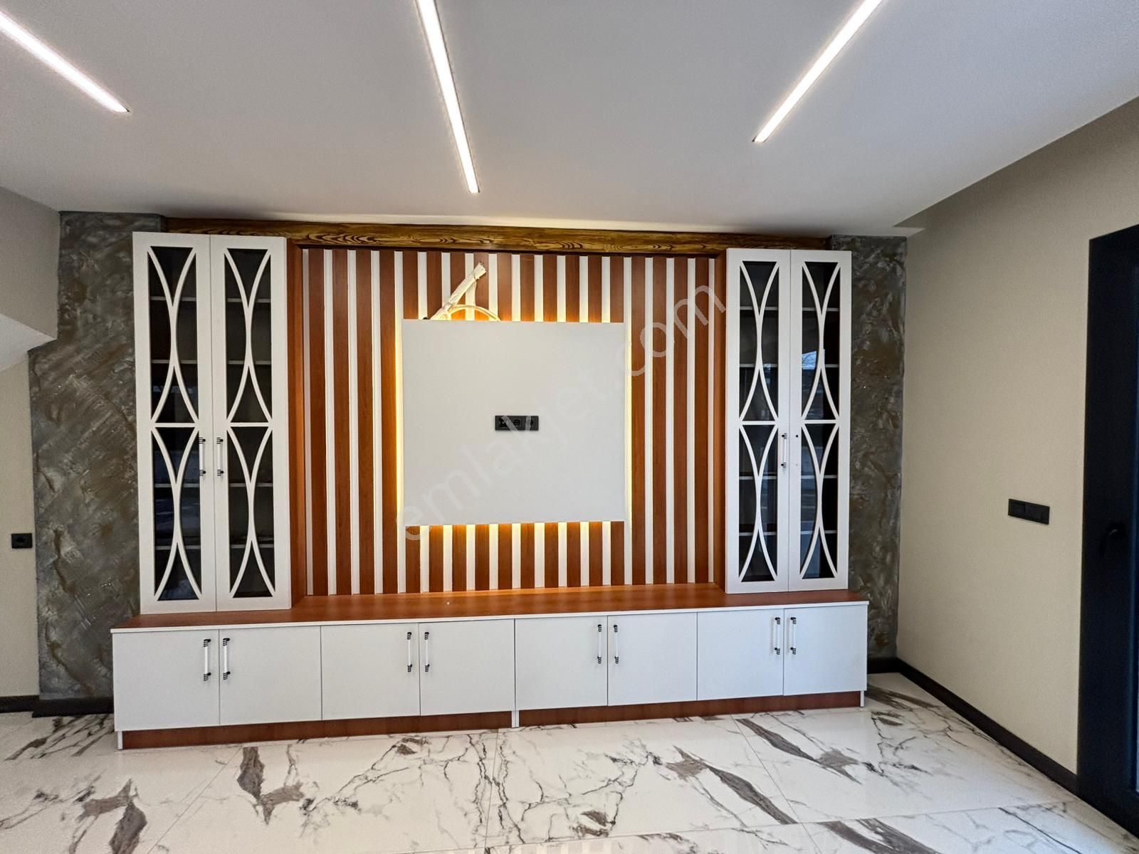 Hisarda Muhteşem 4+1 Villa - Görsel 4