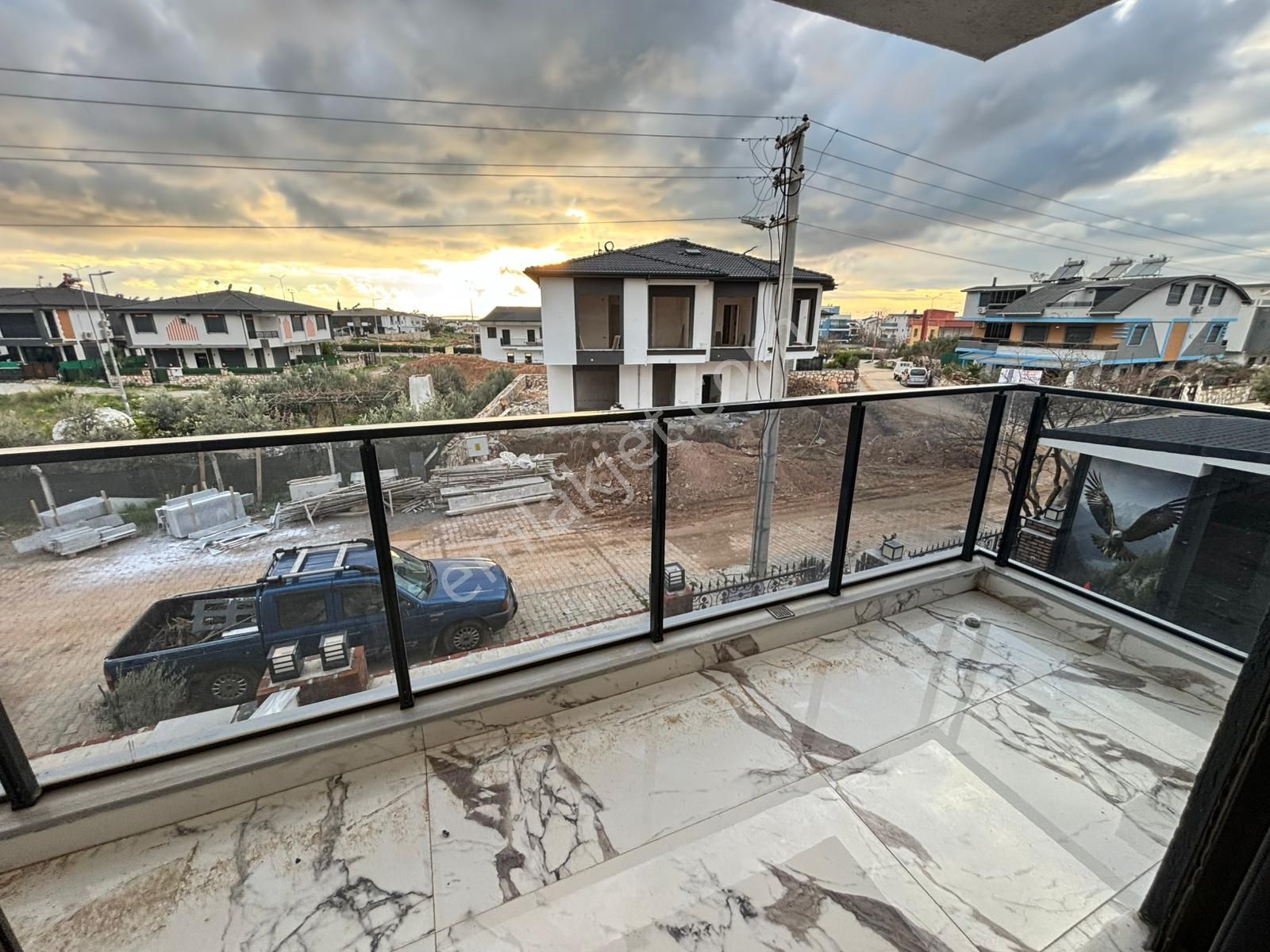 Hisarda Muhteşem 4+1 Villa - Görsel 11