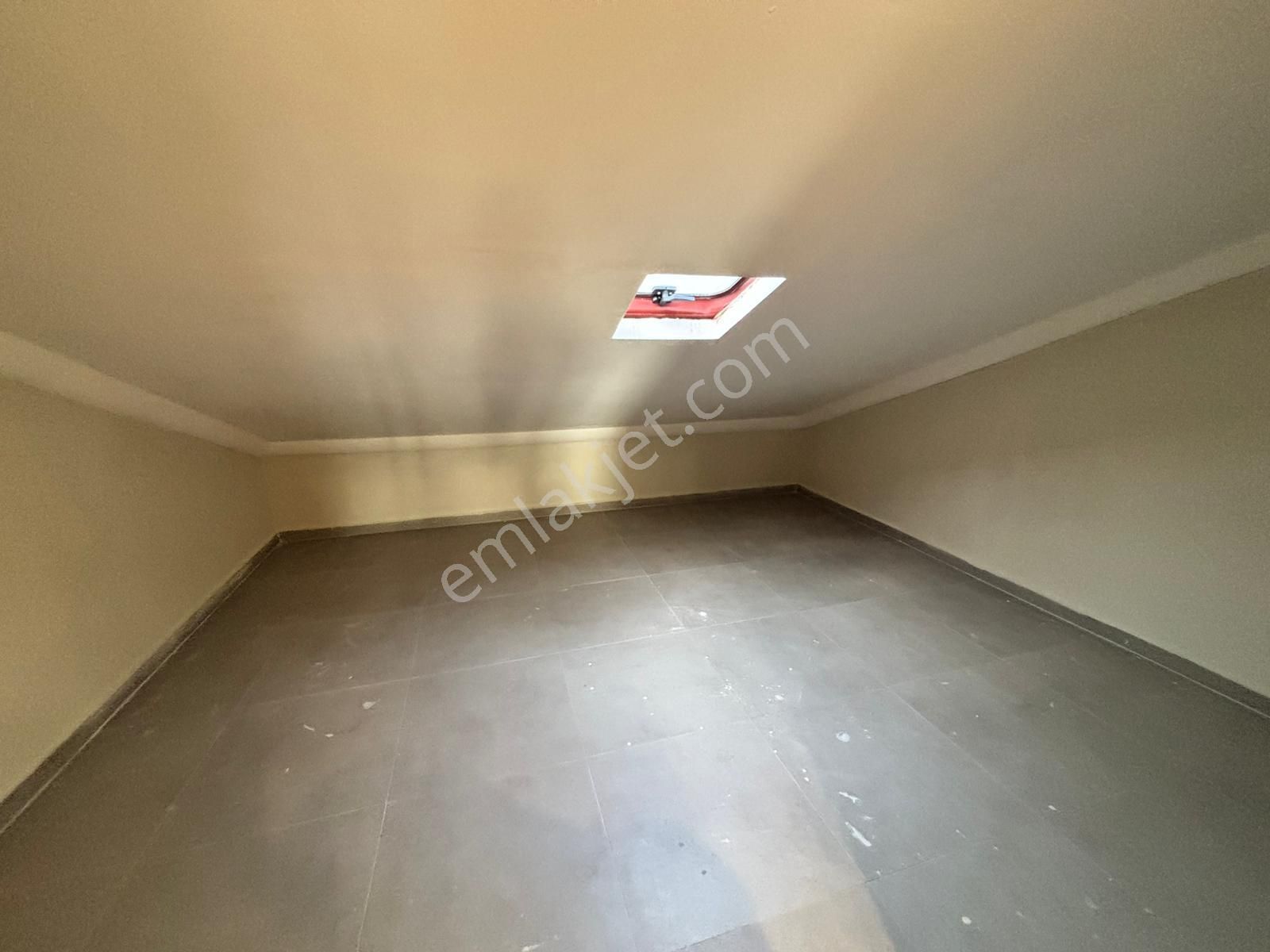 Hisarda Muhteşem 4+1 Villa - Görsel 24