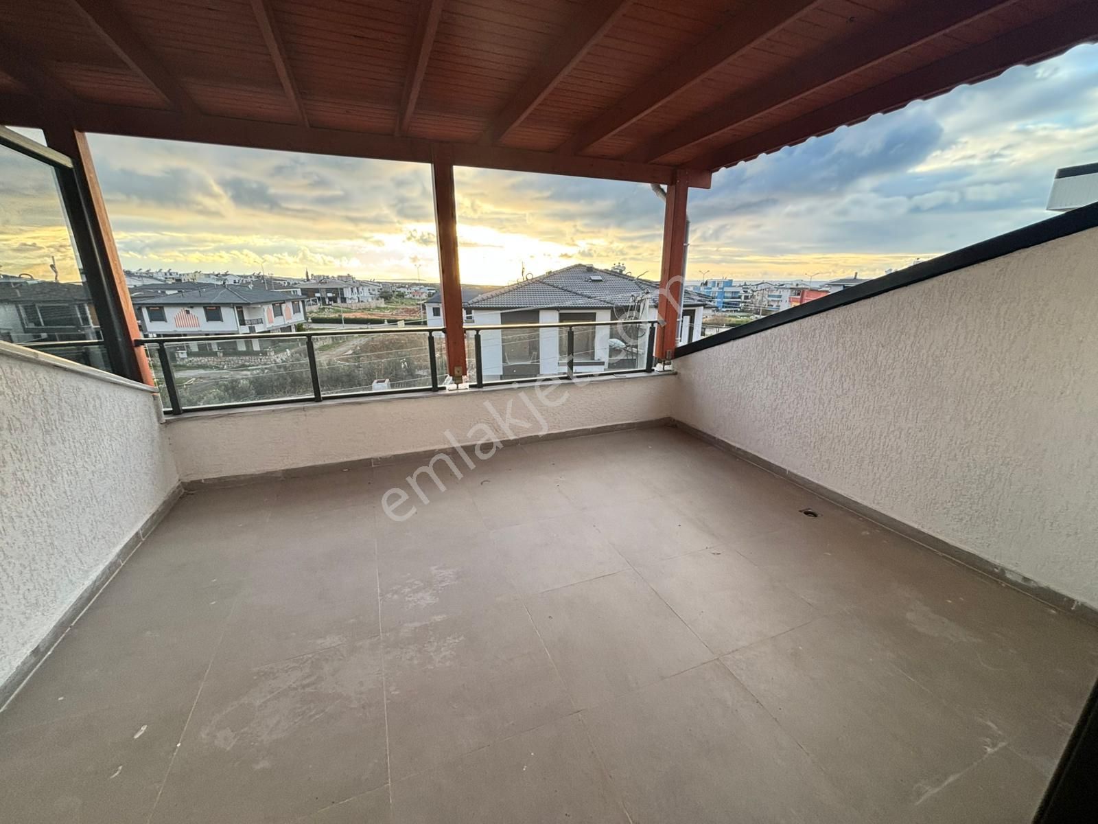 Hisarda Muhteşem 4+1 Villa - Görsel 21