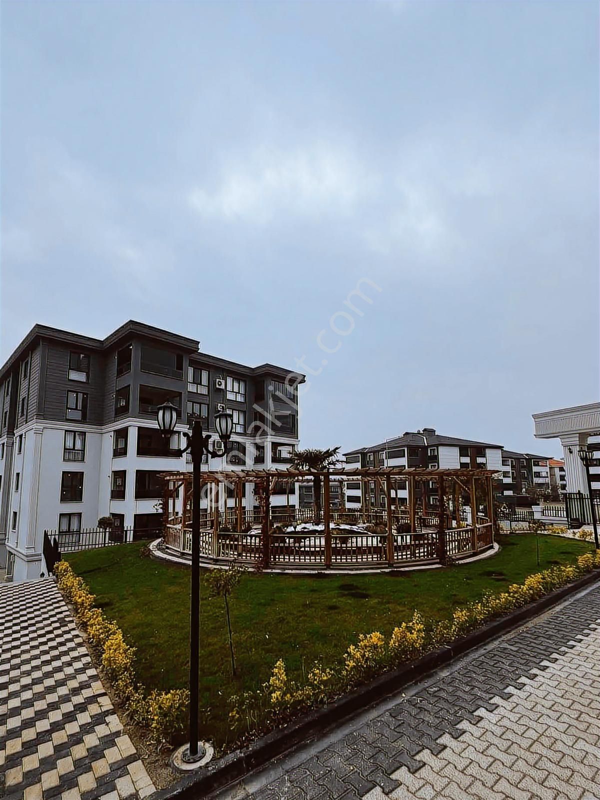 Sinan Emlak'tan Ahenk Sitesinde Satılık 3+1 Fırsat Daire - Görsel 2