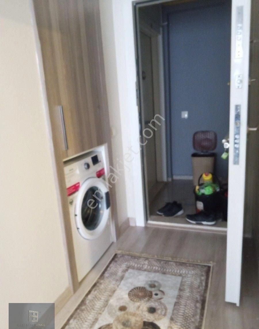 Üniversite Caddesi'nde 1+1 Eşyalı Site İçi Havuzlu Daire - Görsel 17