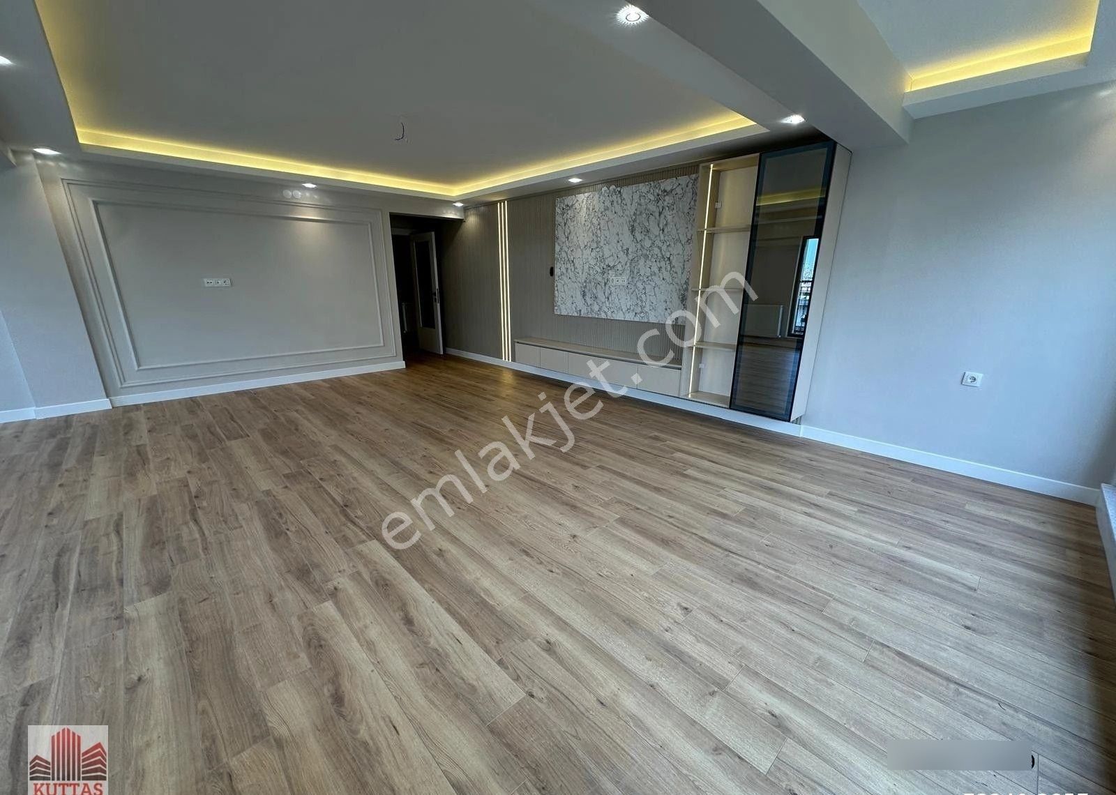Kuttaş'tan Fırsat! Ara Katta Ultra Lüks 150m2 3+1 Satılık Daire - Görsel 23