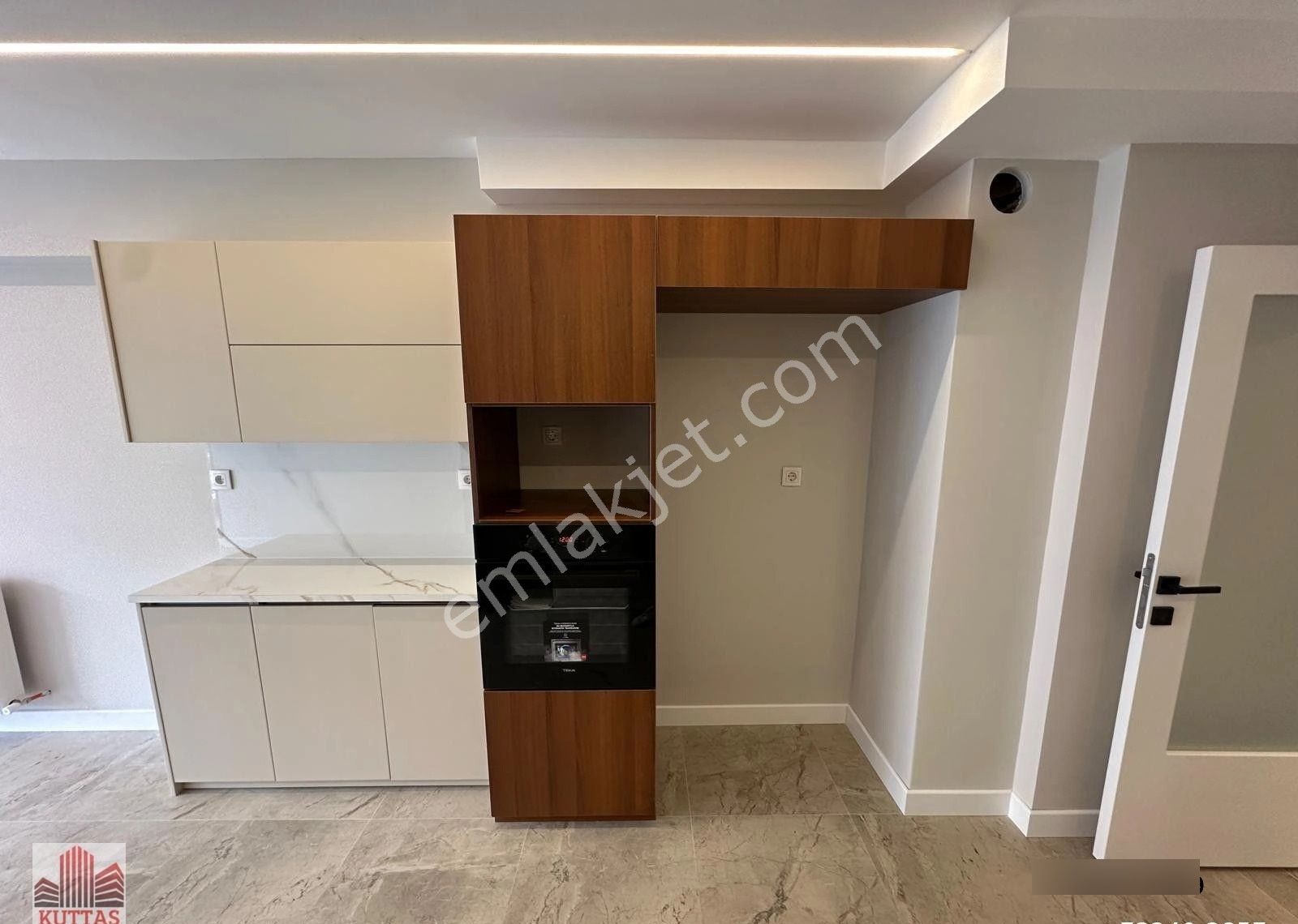 Kuttaş'tan Fırsat! Ara Katta Ultra Lüks 150m2 3+1 Satılık Daire - Görsel 14