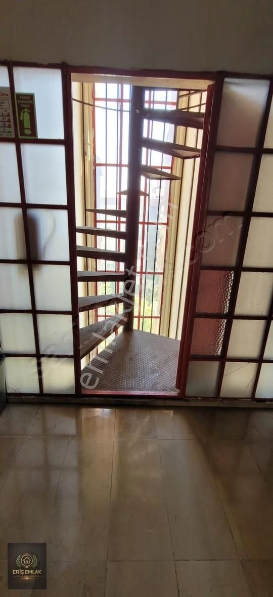 Ümraniye De Net 150m2 3+1 Site Özellikli Satılık Daire - Görsel 9