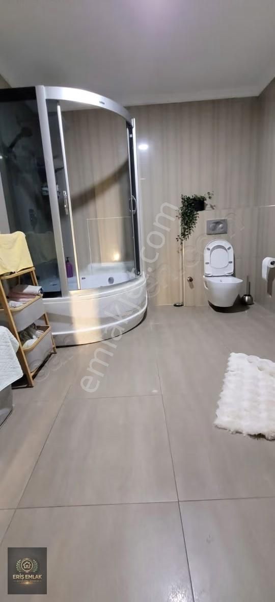 Ümraniye De Net 150m2 3+1 Site Özellikli Satılık Daire - Görsel 2