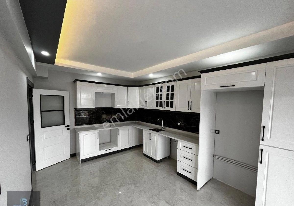 Bostancı Emlak'tan Satılık Sıfır Daire