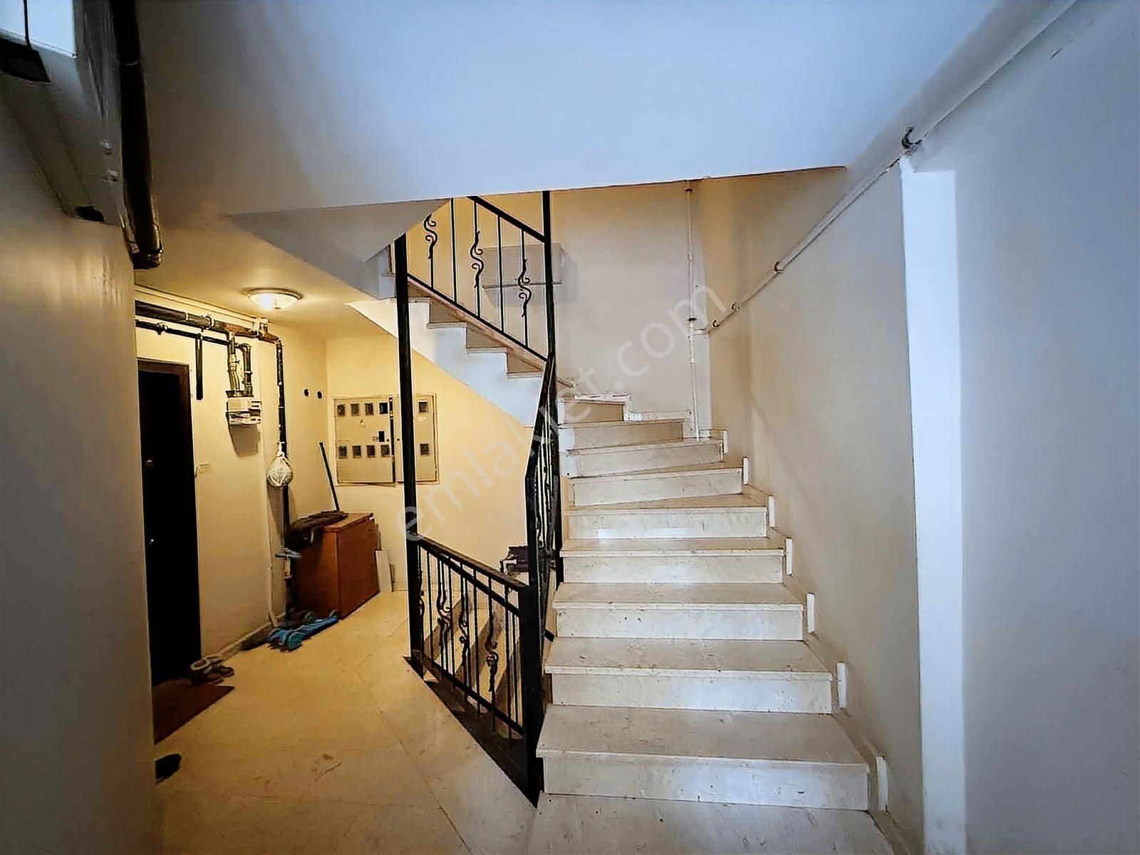 Bostancı Metro Yakını Krediye Uygun 2+1 Daire - Görsel 3