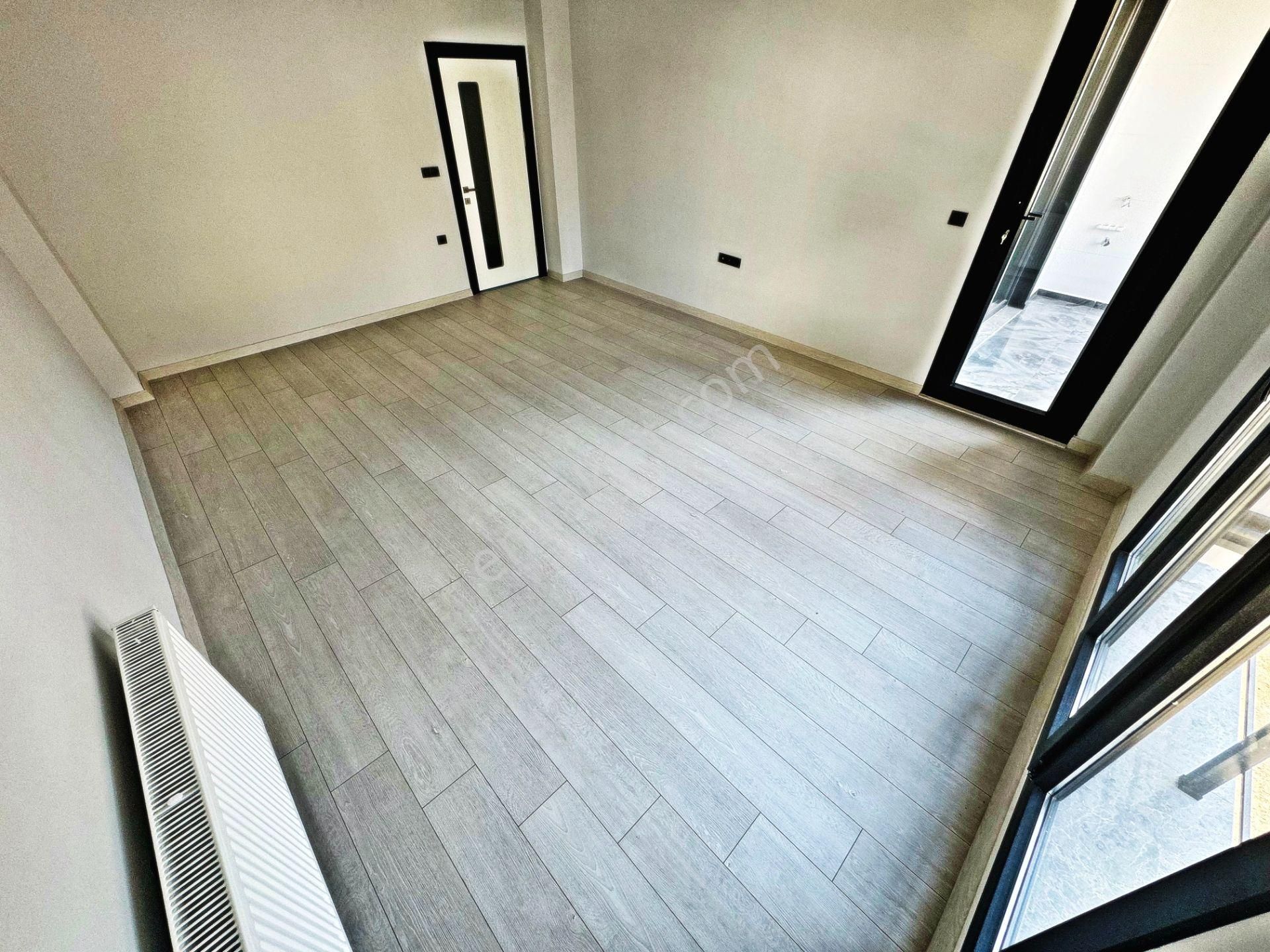 🔵🔵aktiften Akçayda Merkezi Konumda Yaz Kış Keyifli Cam Balkonu Ön Cephe Arakat Lüx 2+1 Daire - Görsel 14