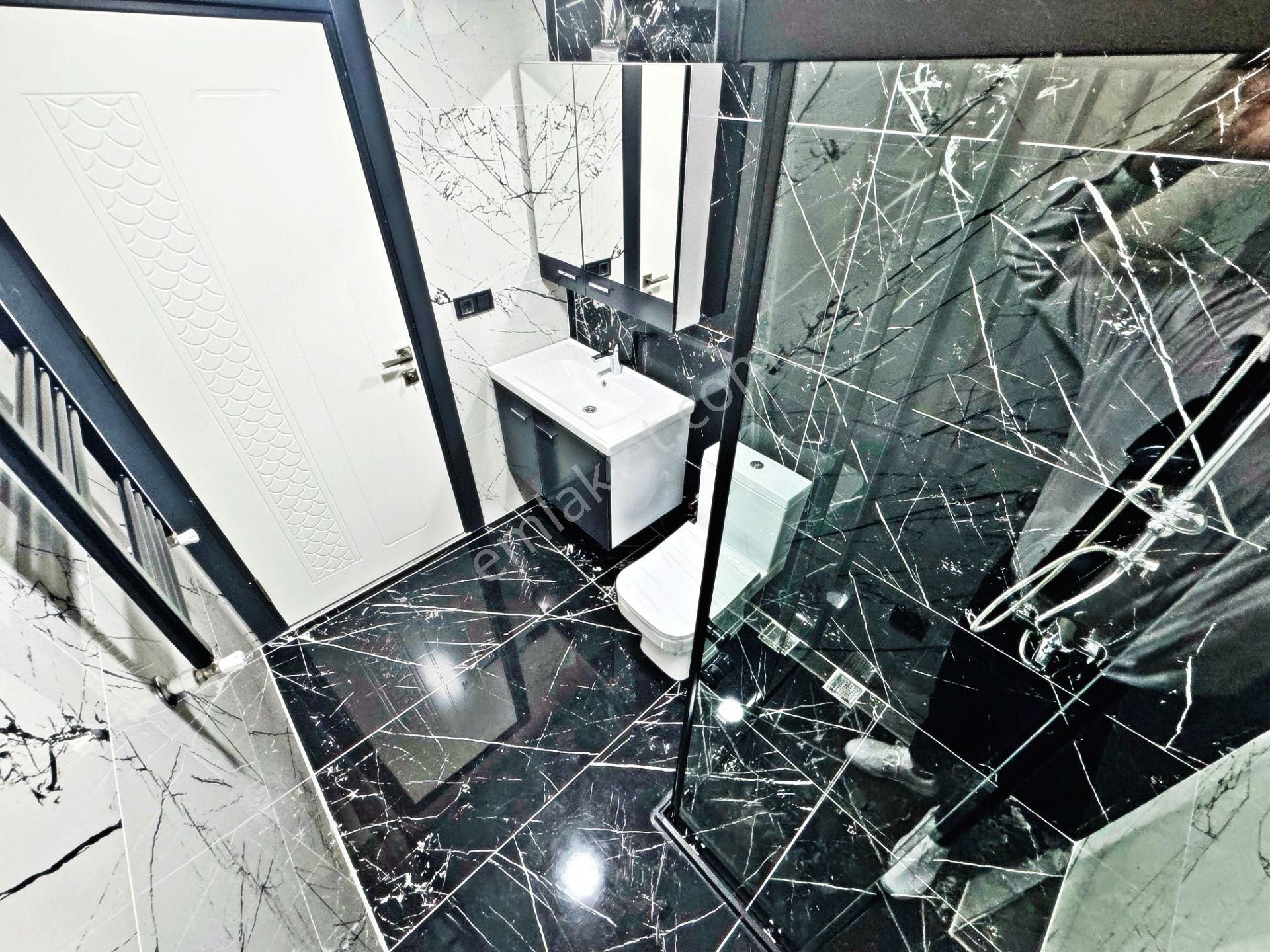 🔵🔵aktiften Akçayda Merkezi Konumda Yaz Kış Keyifli Cam Balkonu Ön Cephe Arakat Lüx 2+1 Daire - Görsel 35