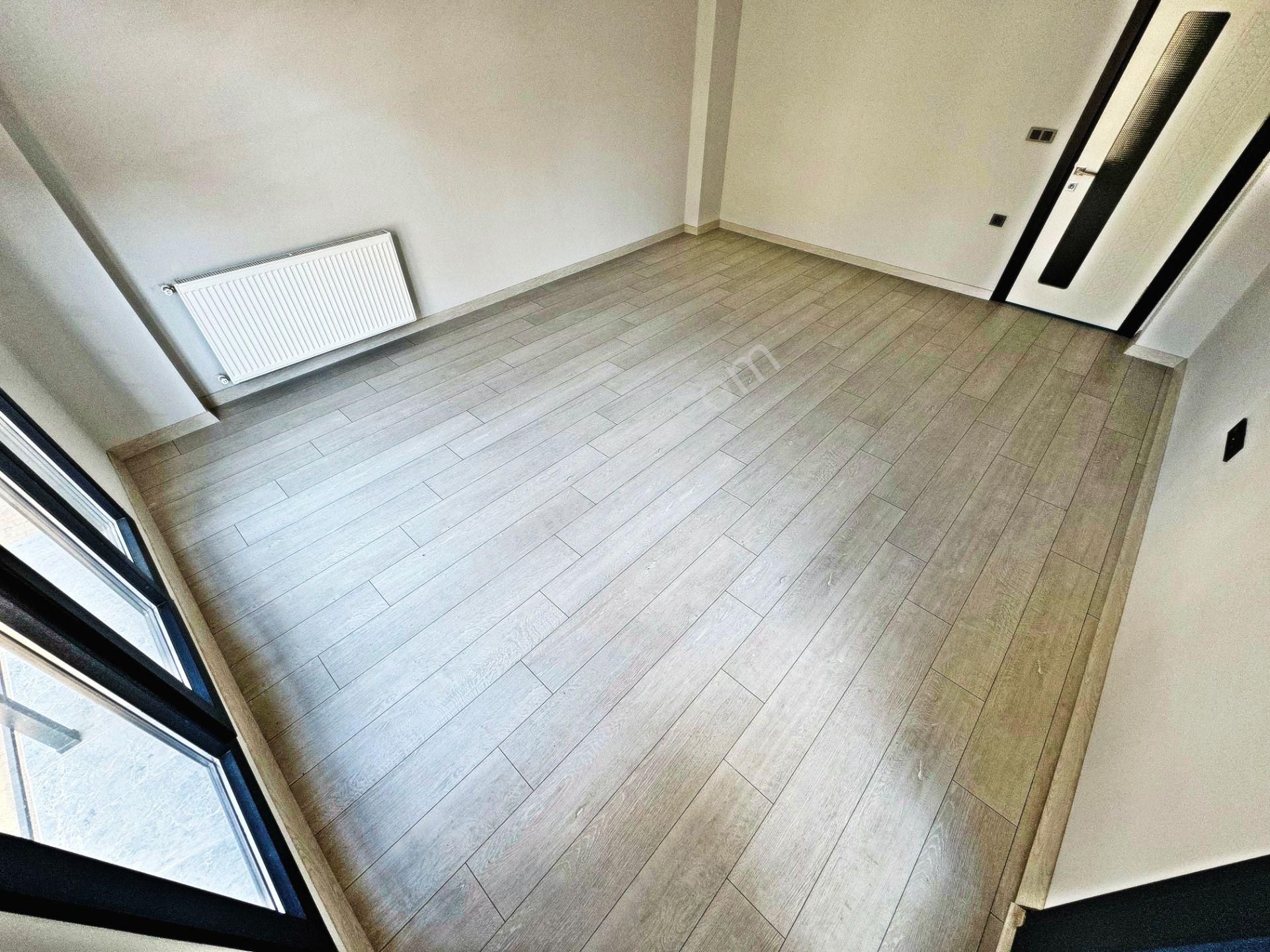 🔵🔵aktiften Akçayda Merkezi Konumda Yaz Kış Keyifli Cam Balkonu Ön Cephe Arakat Lüx 2+1 Daire - Görsel 15