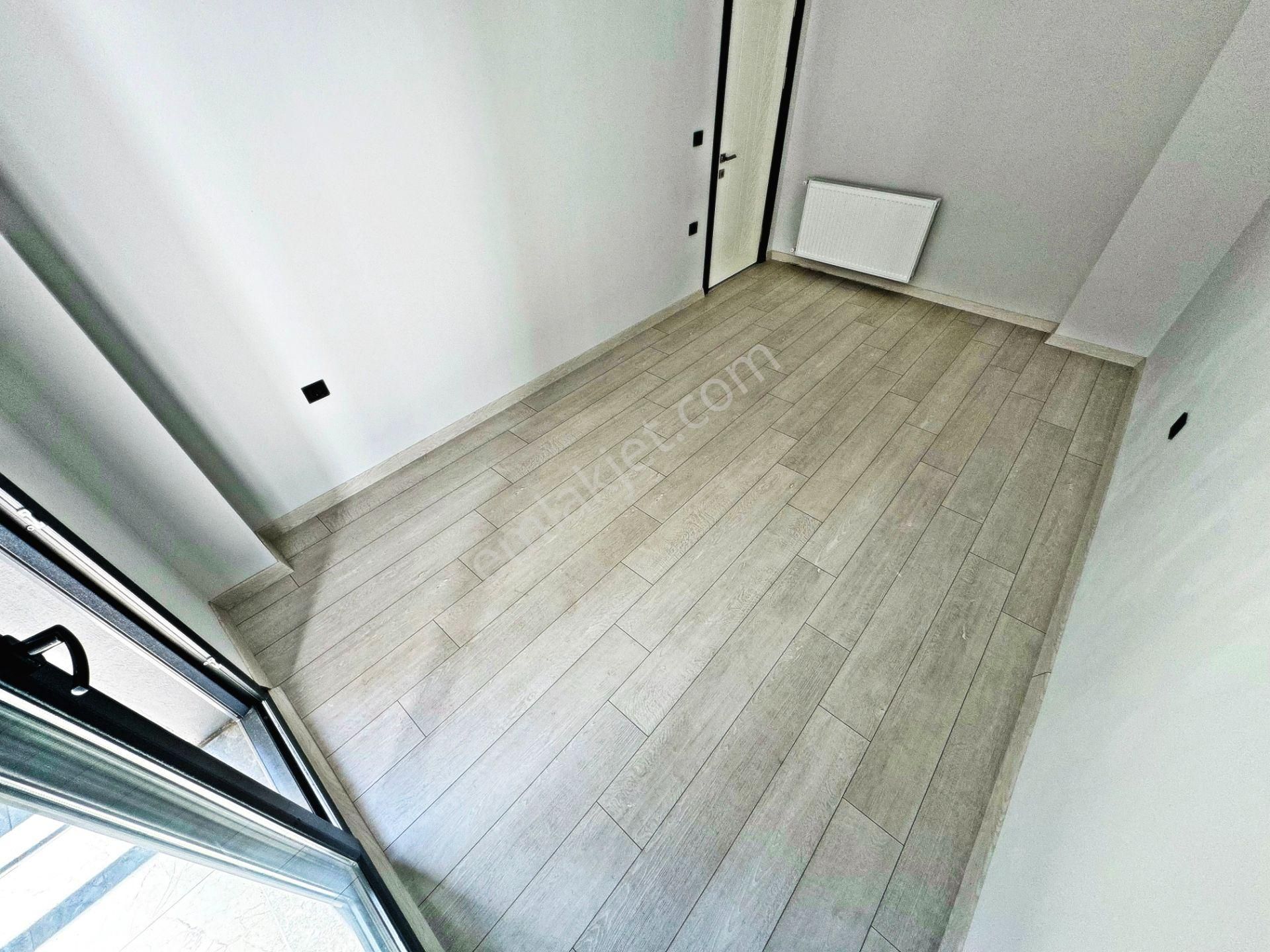 🔵🔵aktiften Akçayda Merkezi Konumda Yaz Kış Keyifli Cam Balkonu Ön Cephe Arakat Lüx 2+1 Daire - Görsel 7