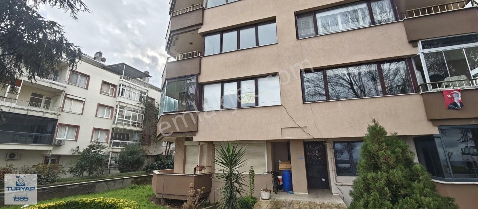 Deniz Manzaralı Eşyalı Kiralık 3+1 Daire - Görsel 5