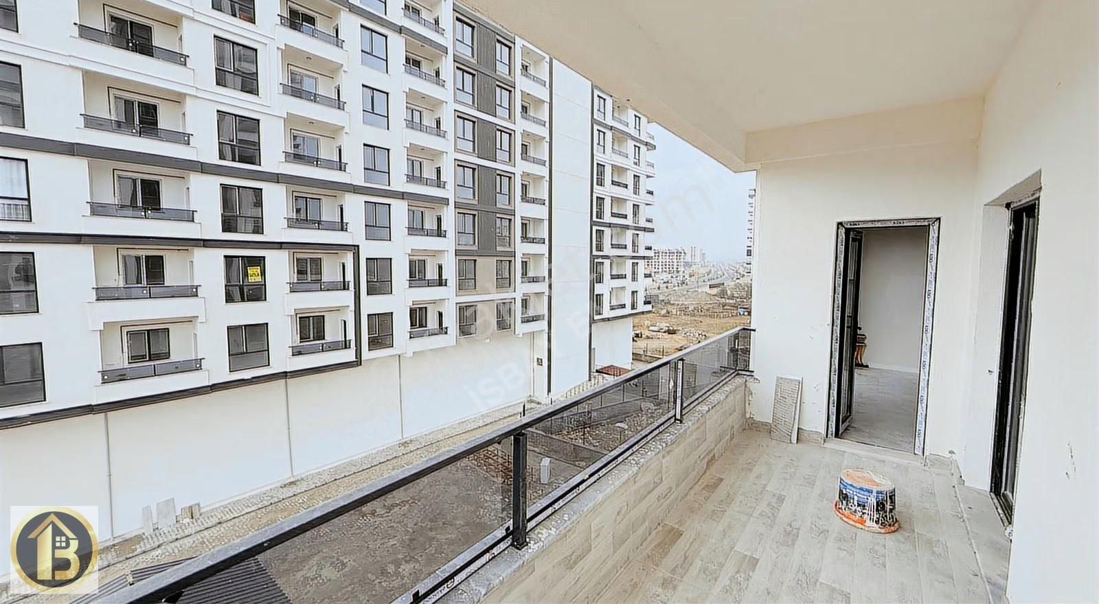 Ana Caddeye Sıfır Satılık Ultra Lüks 3+1 Daireler İsbay Emlak'ta - Görsel 4