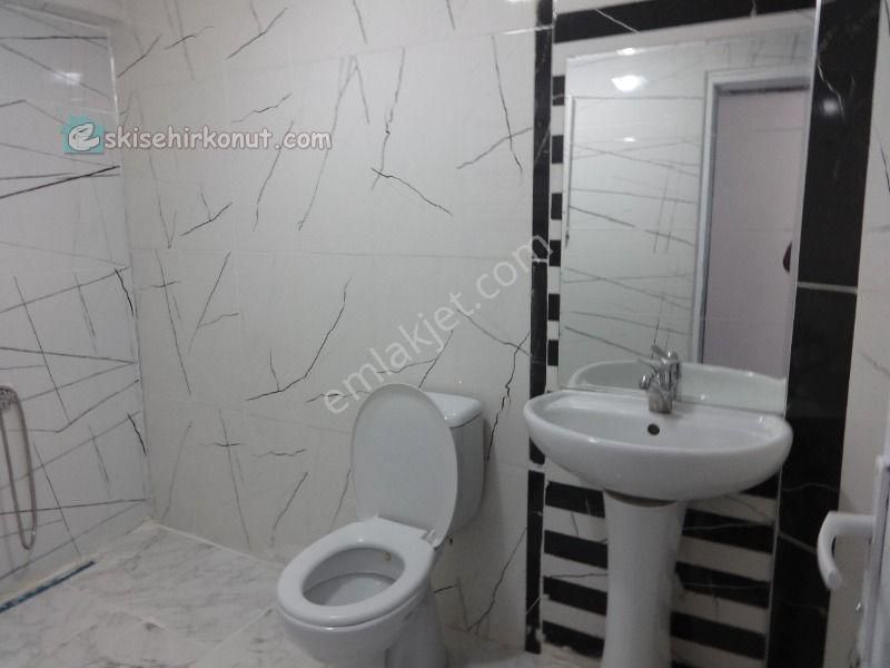 Yeni Bağlar’da, Sıfır Tadilatlı, Satılık 3+1 Daire - Görsel 20